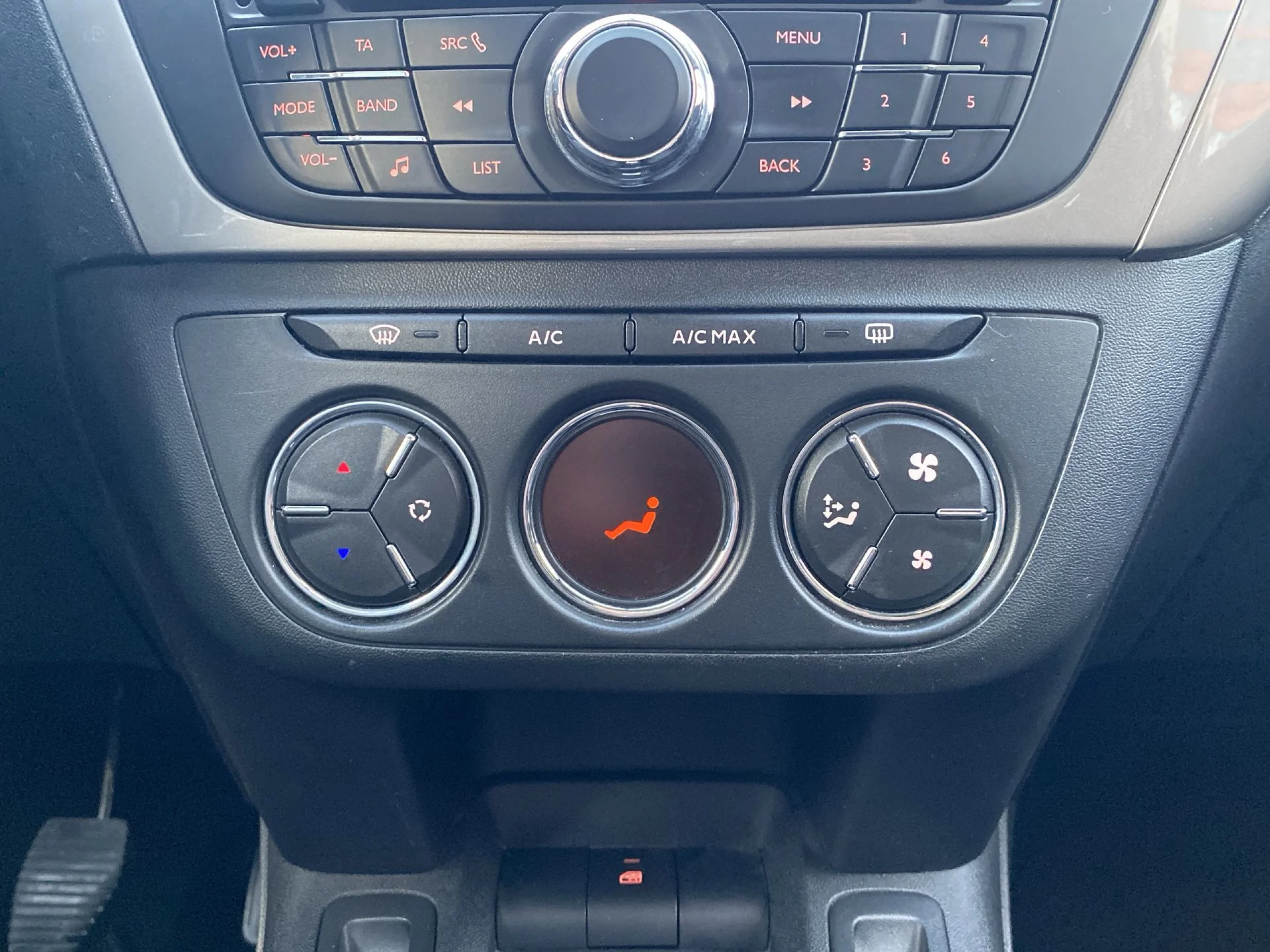 Citroen C-Elysee BlueHDi 100 Exclusive 74 kW (100 CV) - Foto 13
