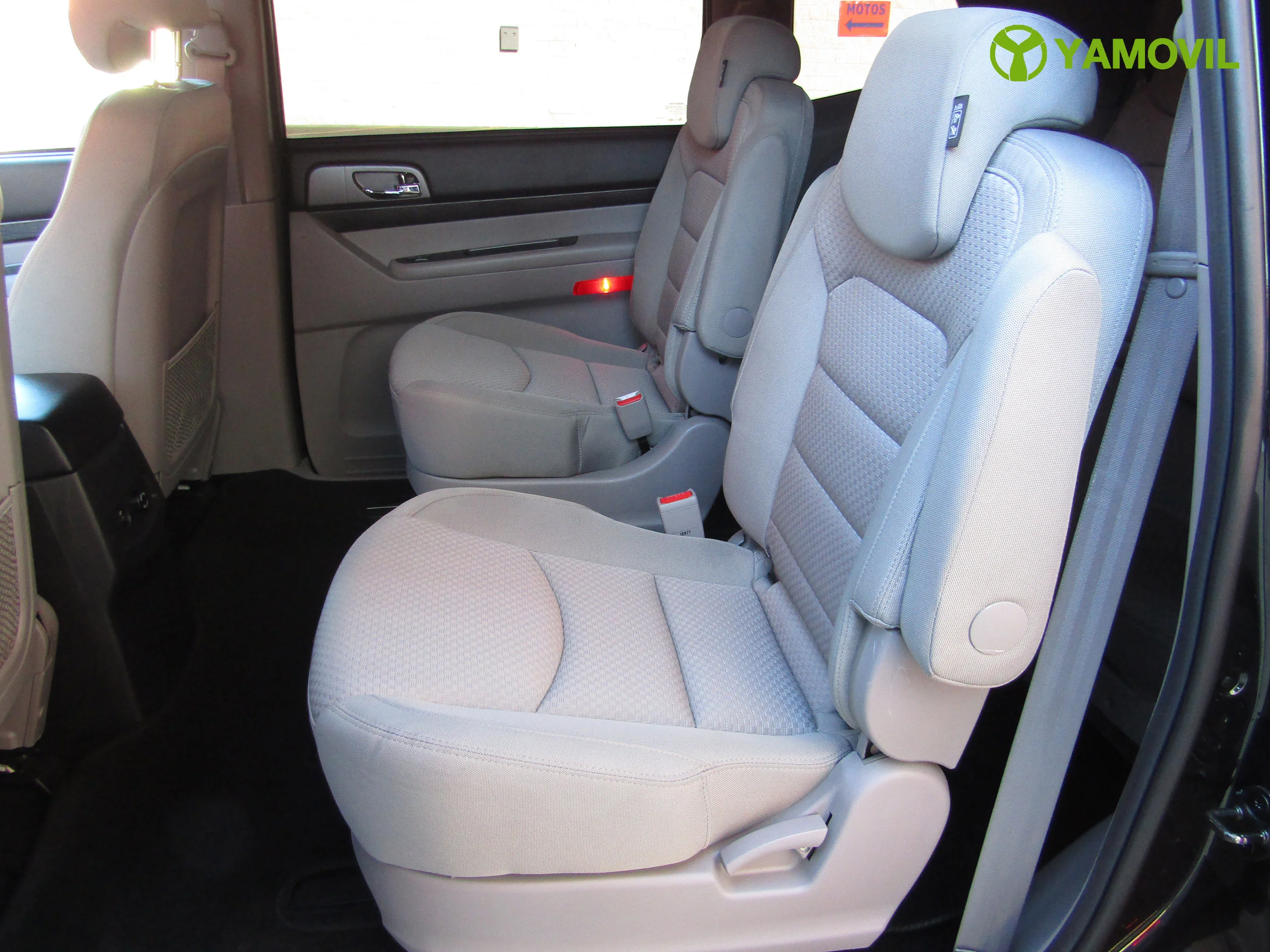 SsangYong Rodius 2.7 XDi PREMIUM 178CV 7 PLAZAS - Foto 17