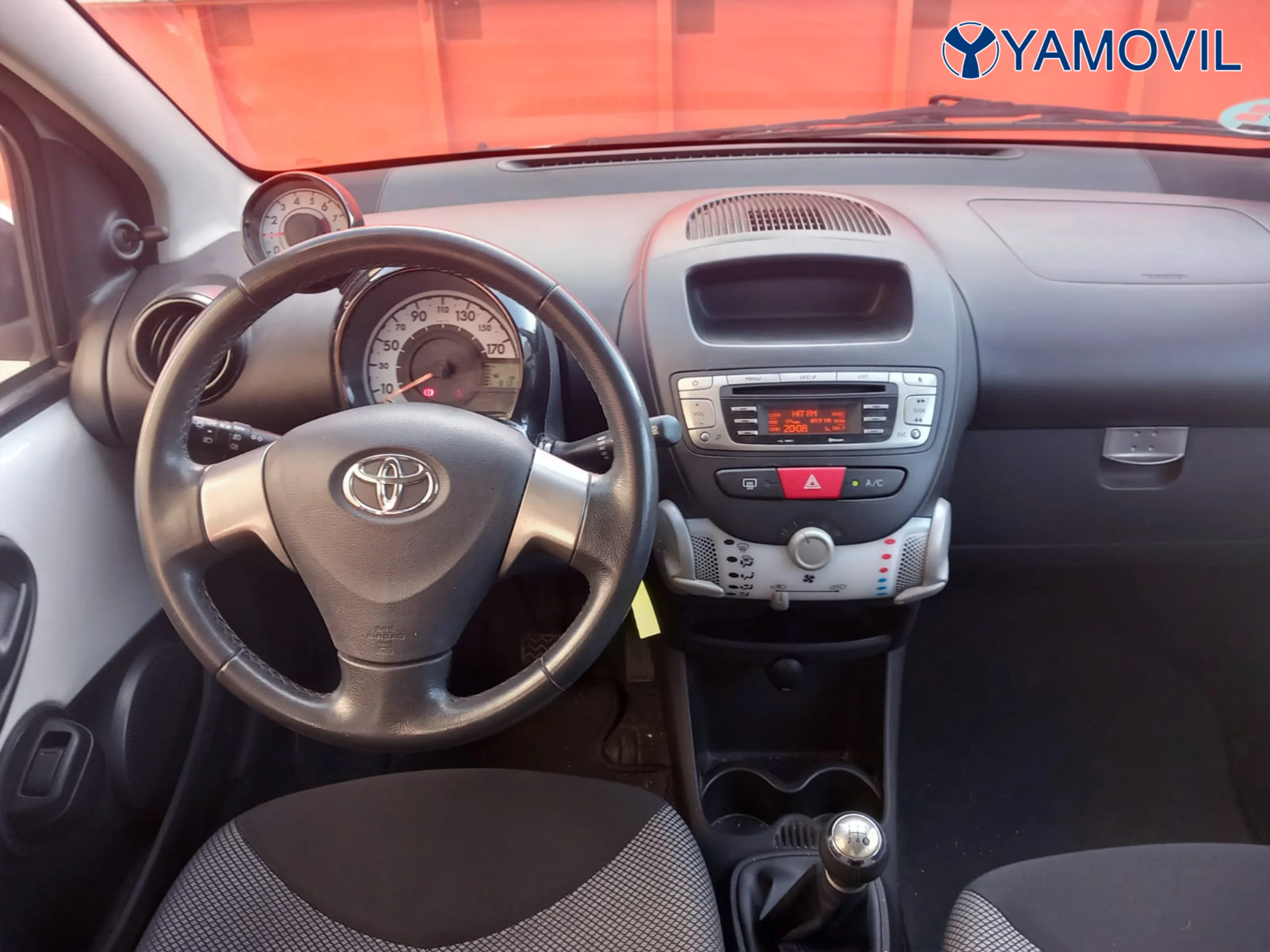 Toyota Aygo 70 City 50 kW (68 CV) - Foto 5