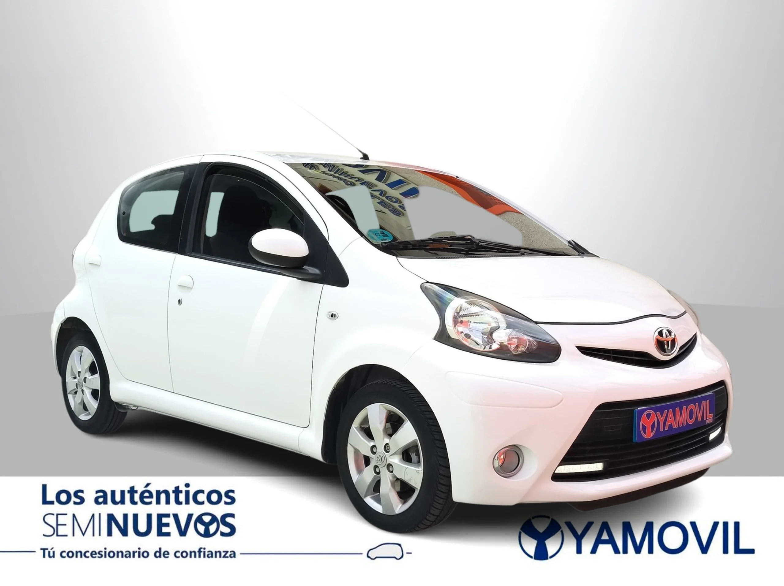 Toyota Aygo 70 City 50 kW (68 CV) - Foto 2