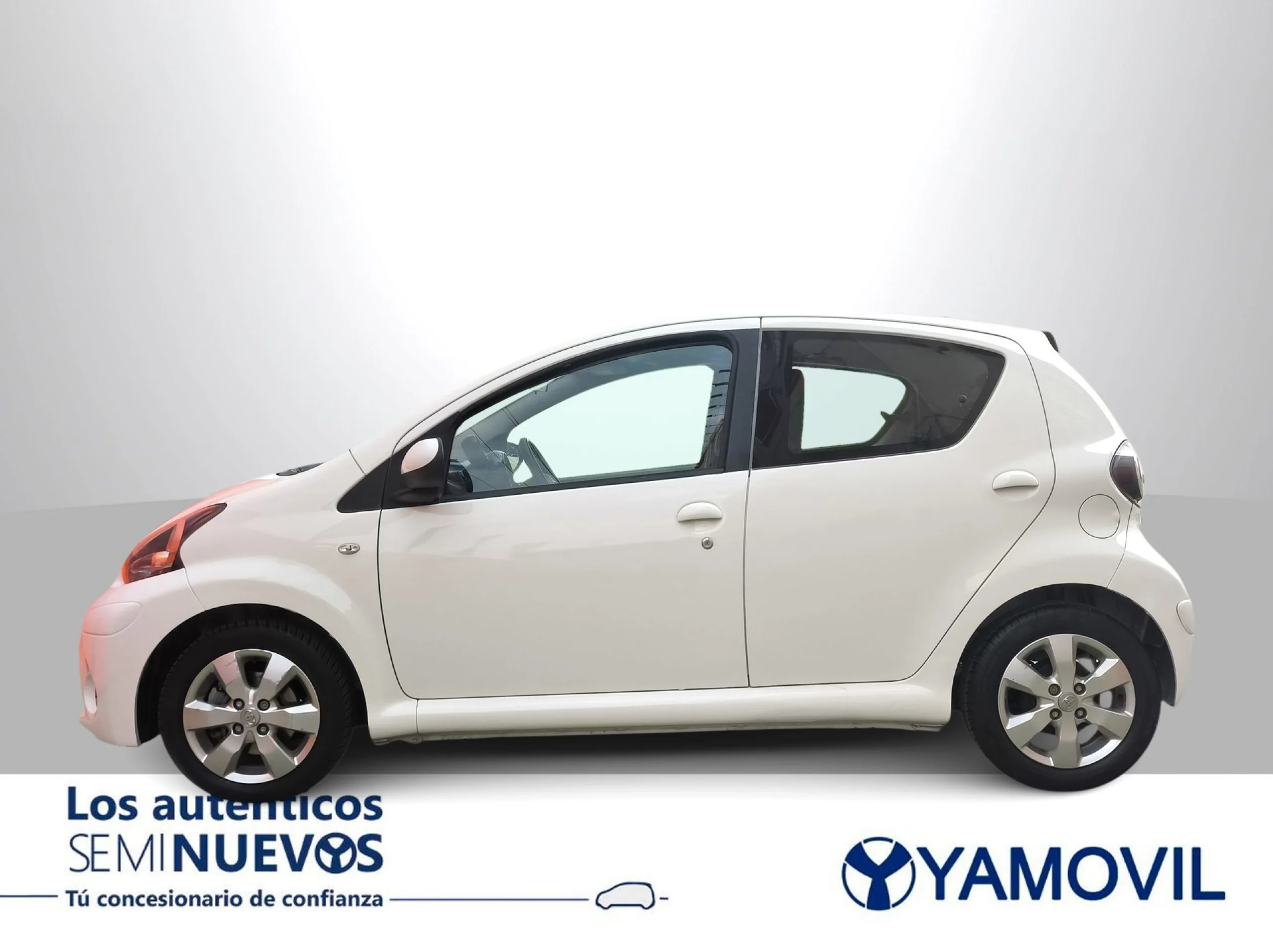 Toyota Aygo 70 City 50 kW (68 CV) - Foto 4