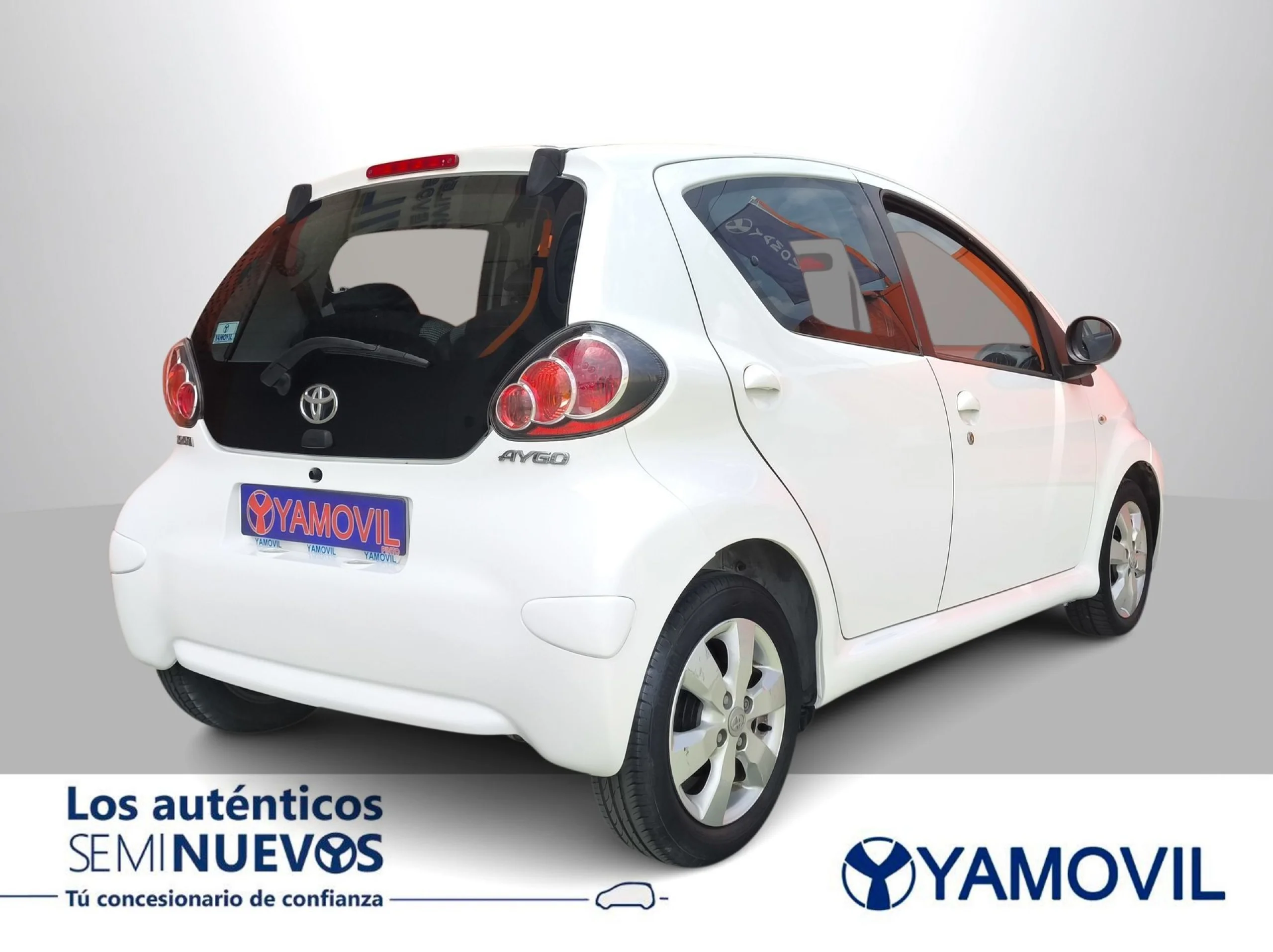 Toyota Aygo 70 City 50 kW (68 CV) - Foto 6