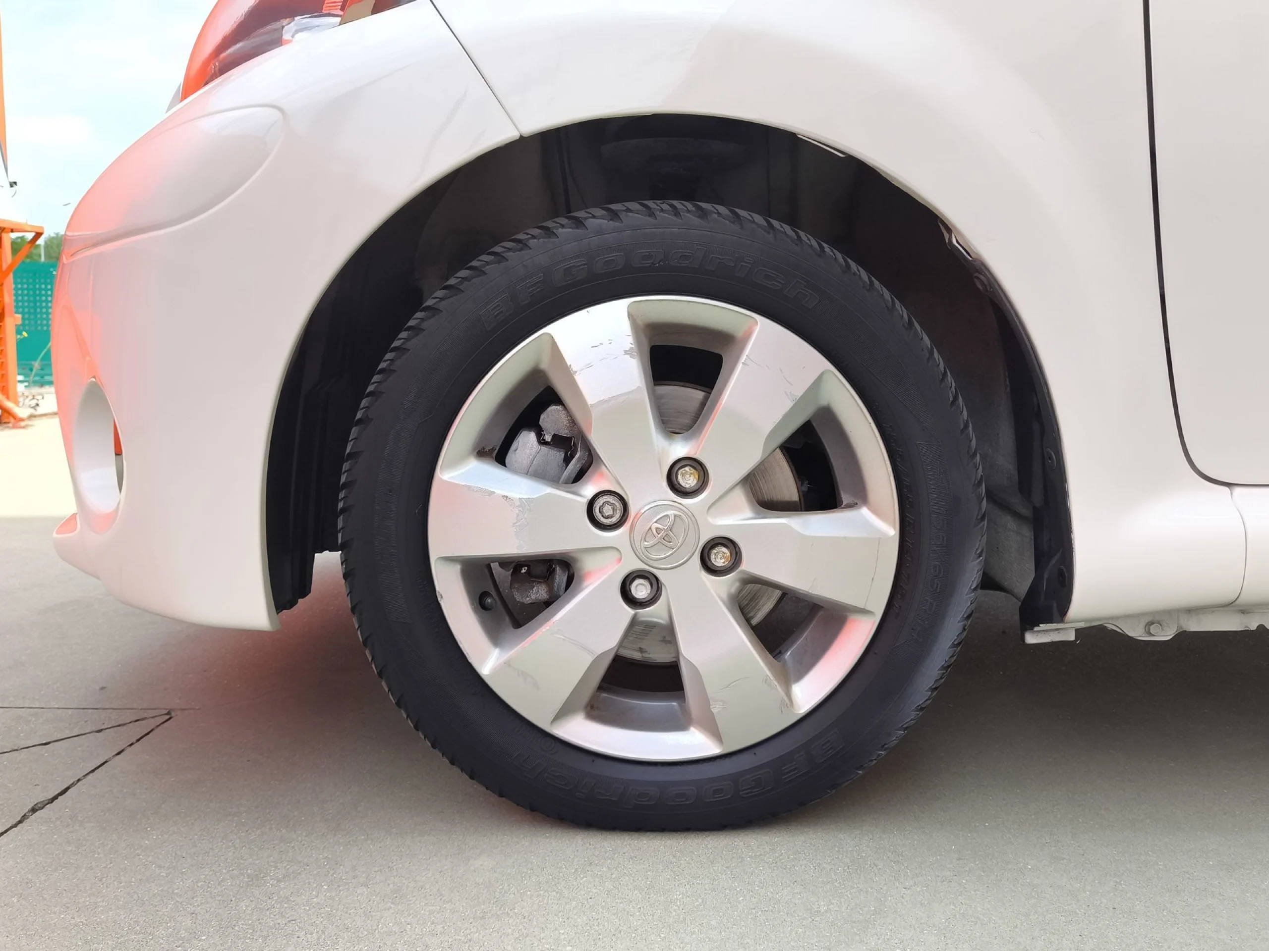 Toyota Aygo 70 City 50 kW (68 CV) - Foto 7