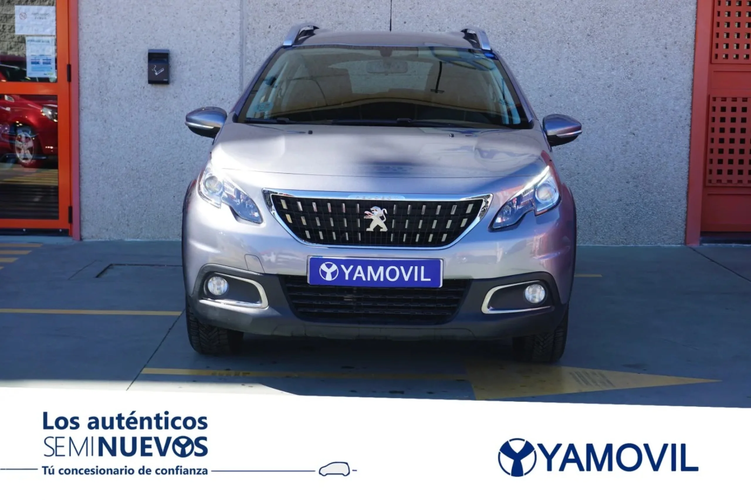 Peugeot 2008 SUV PureTech Signature 60 kW (82 CV) - Foto 2