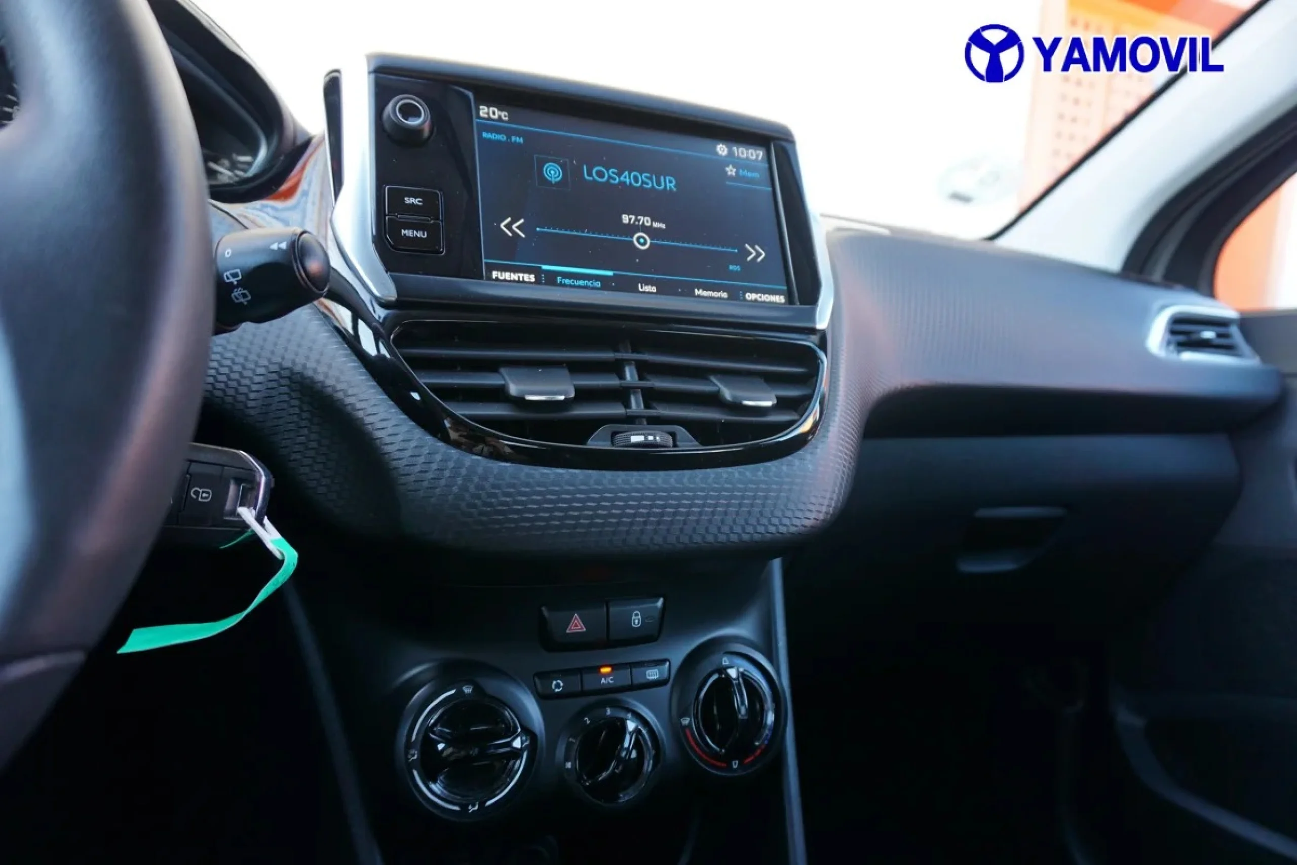Peugeot 2008 SUV PureTech Signature 60 kW (82 CV) - Foto 23