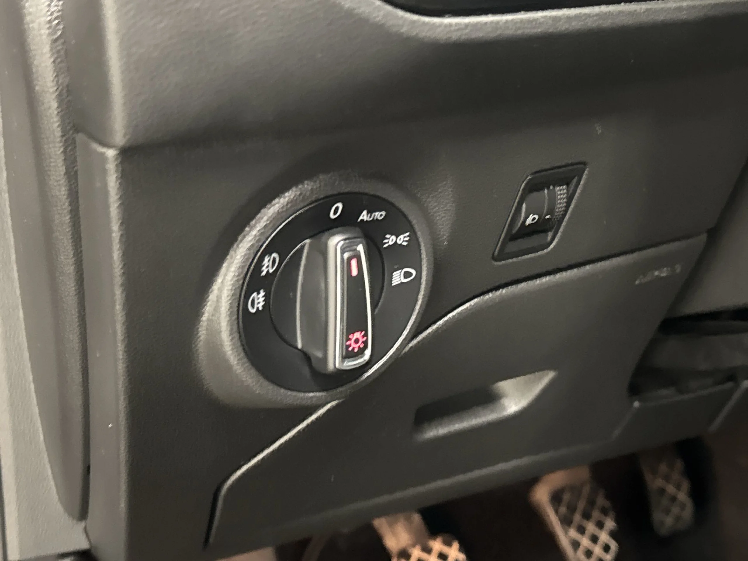 Seat León 1.6 TDI SANDS Style 77 kW (105 CV) - Foto 12