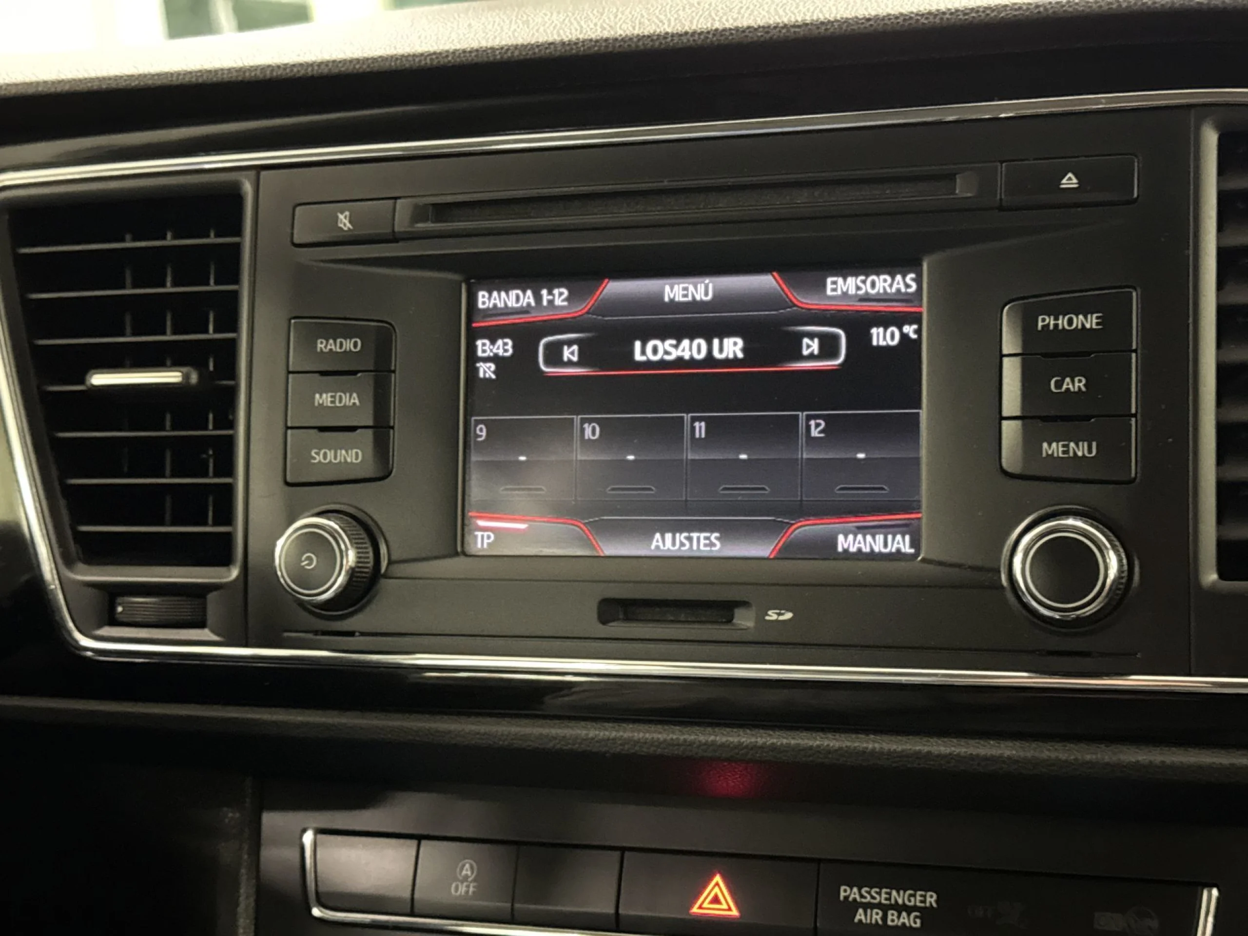 Seat León 1.6 TDI SANDS Style 77 kW (105 CV) - Foto 15