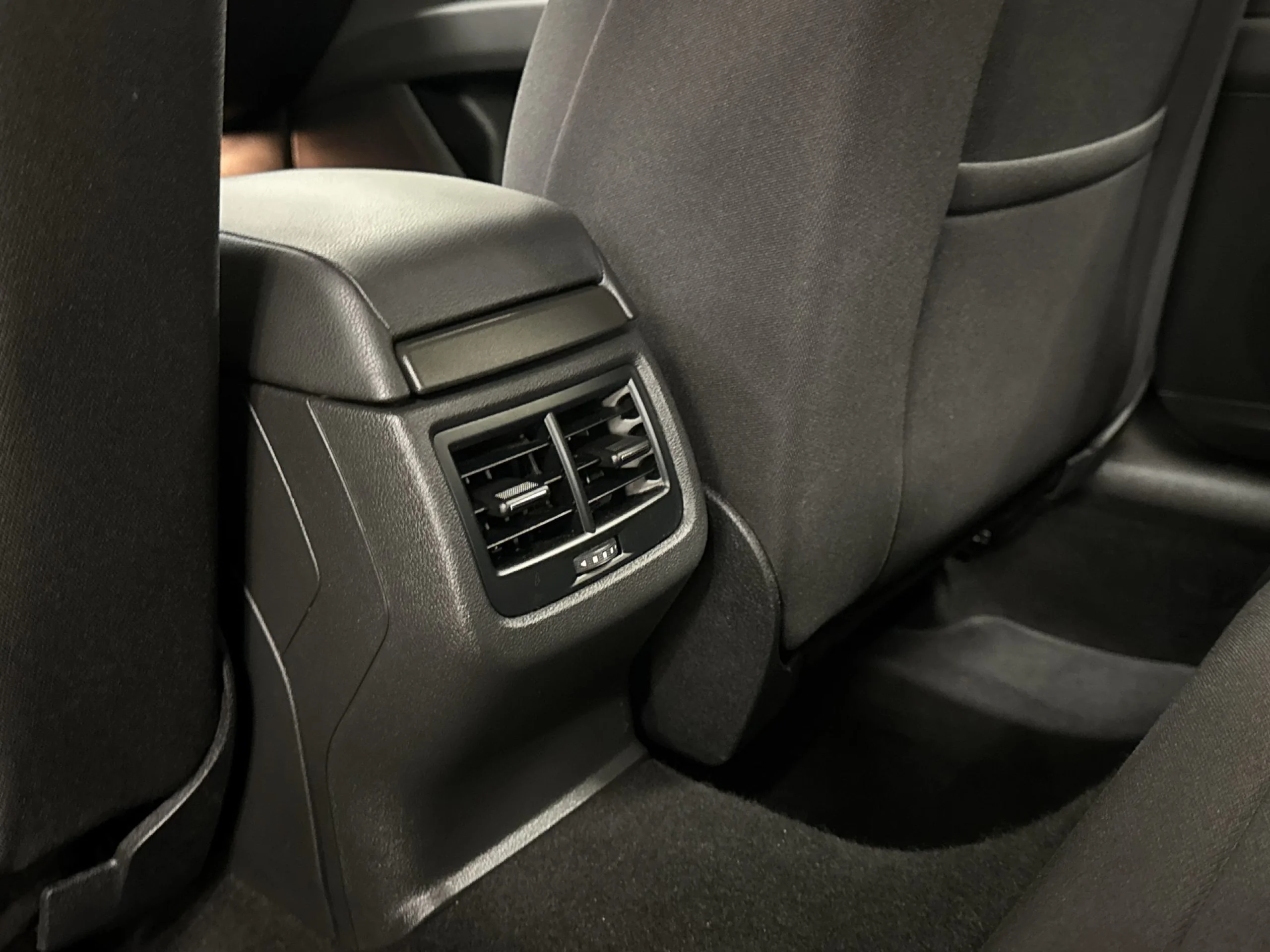 Seat León 1.6 TDI SANDS Style 77 kW (105 CV) - Foto 19