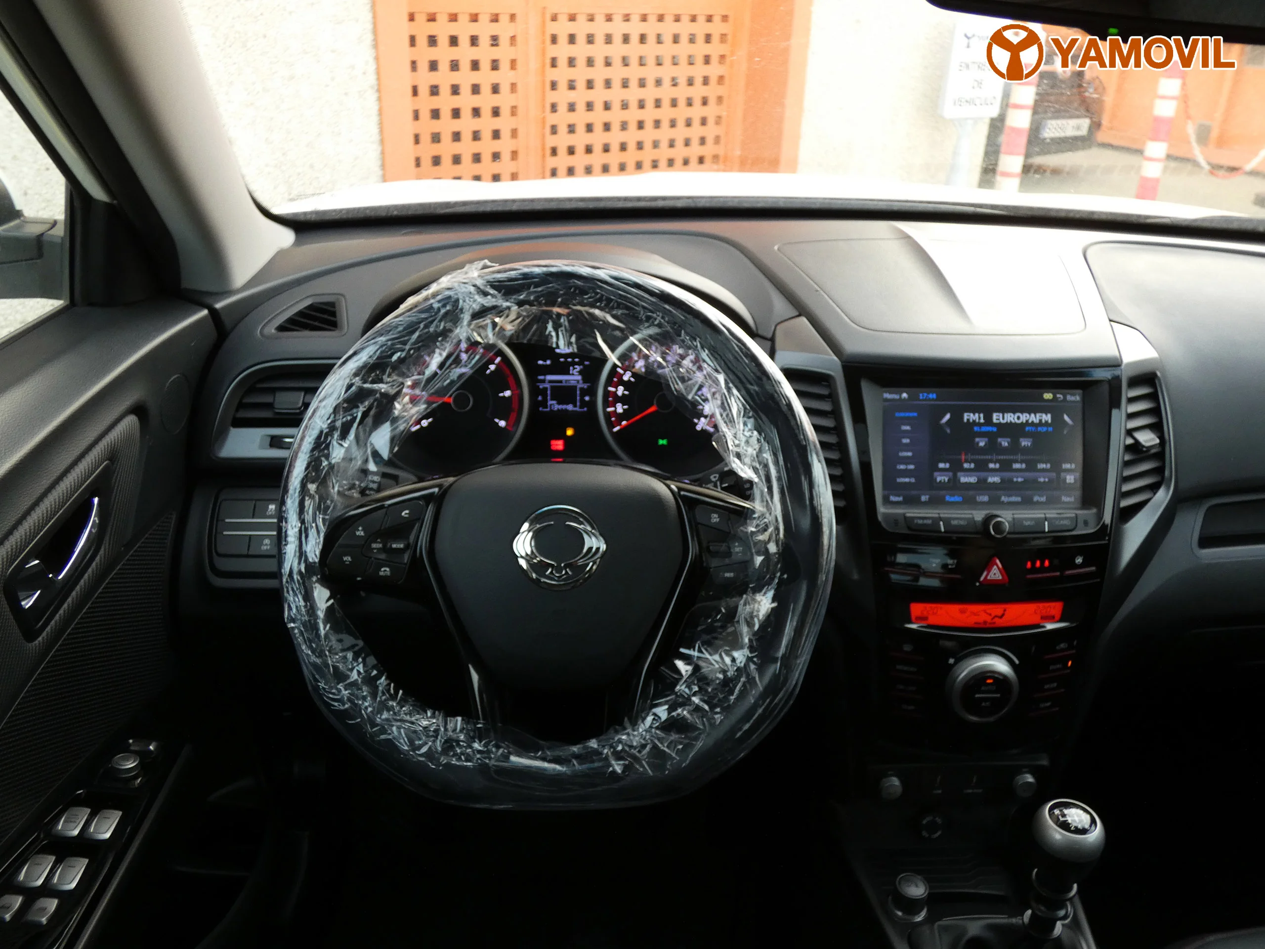 SsangYong XLV D16T LIMITED - Foto 12