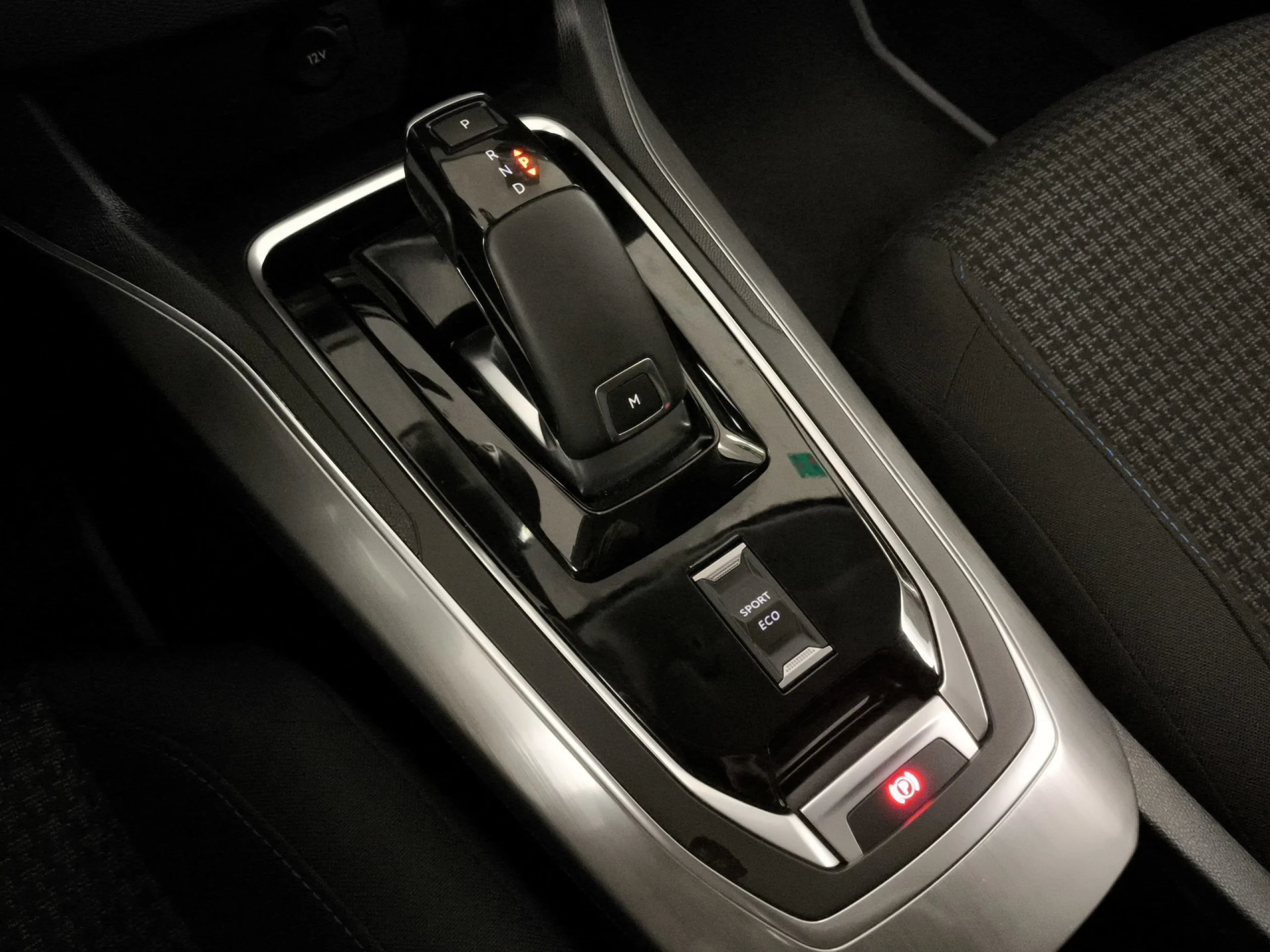 Peugeot 308 PureTech 130 SANDS Style EAT8 96 kW (130 CV) - Foto 15