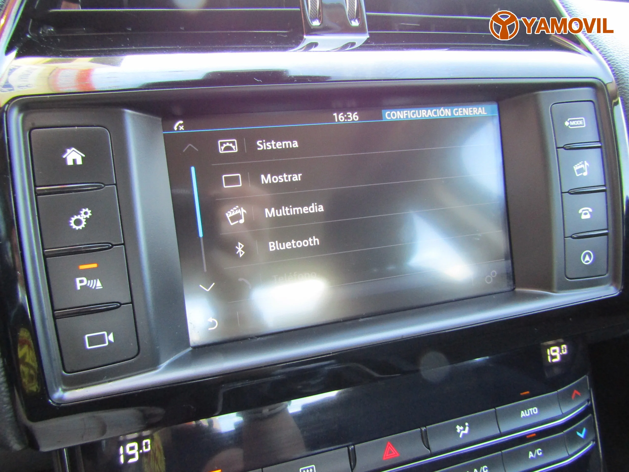 Jaguar XE 2.0d PURE - Foto 36