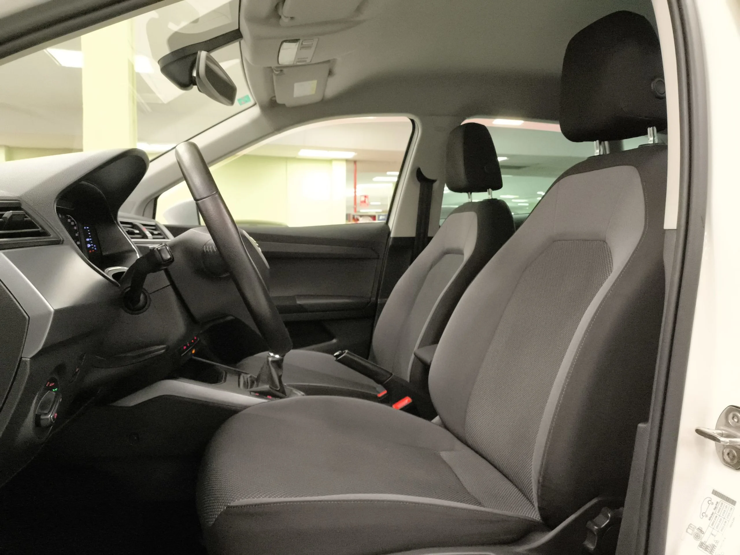 Seat Arona 1.0 TSI Ecomotive SANDS Style Edition 70 kW (95 CV) - Foto 8