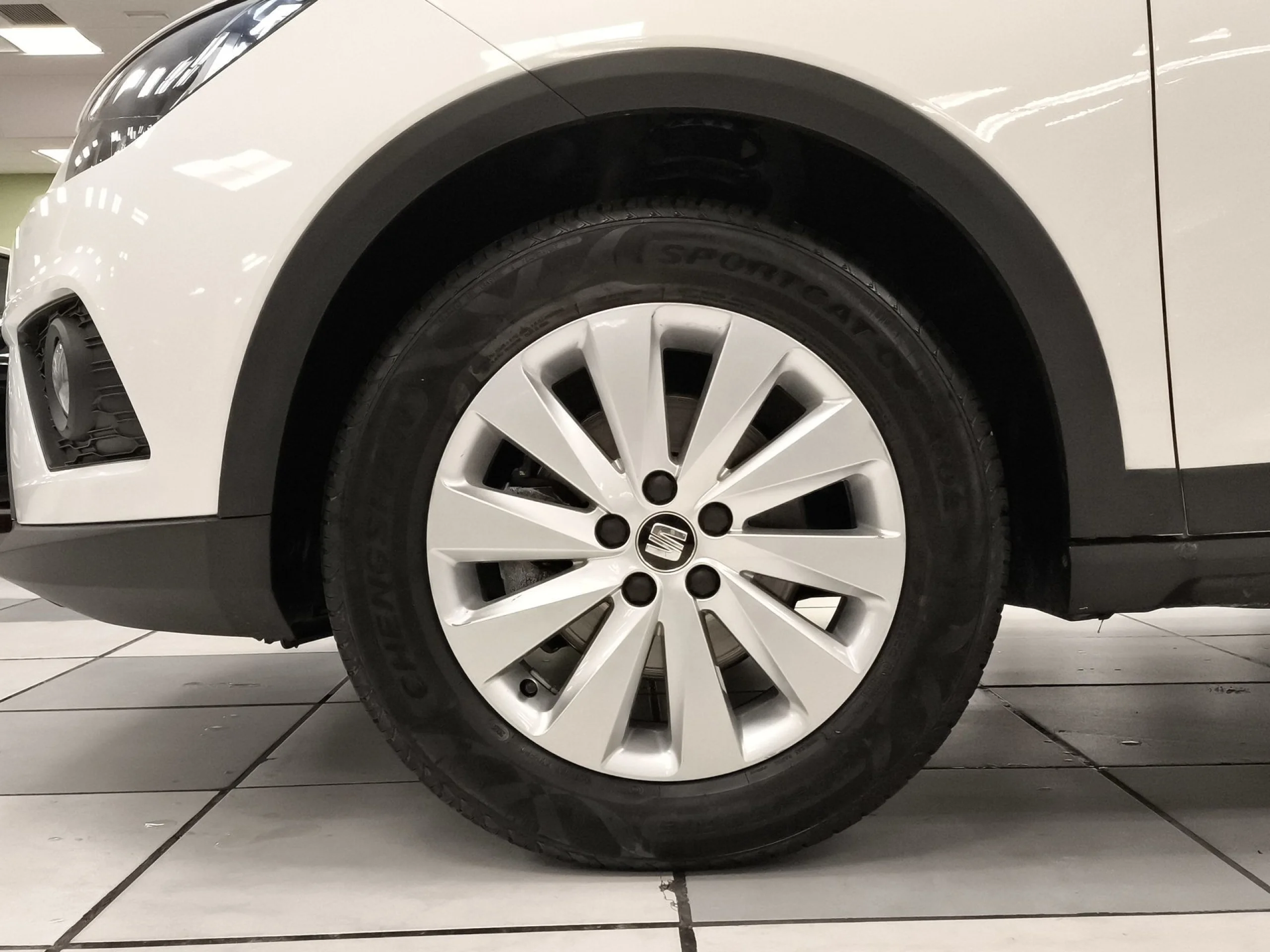 Seat Arona 1.0 TSI Ecomotive SANDS Style Edition 70 kW (95 CV) - Foto 7