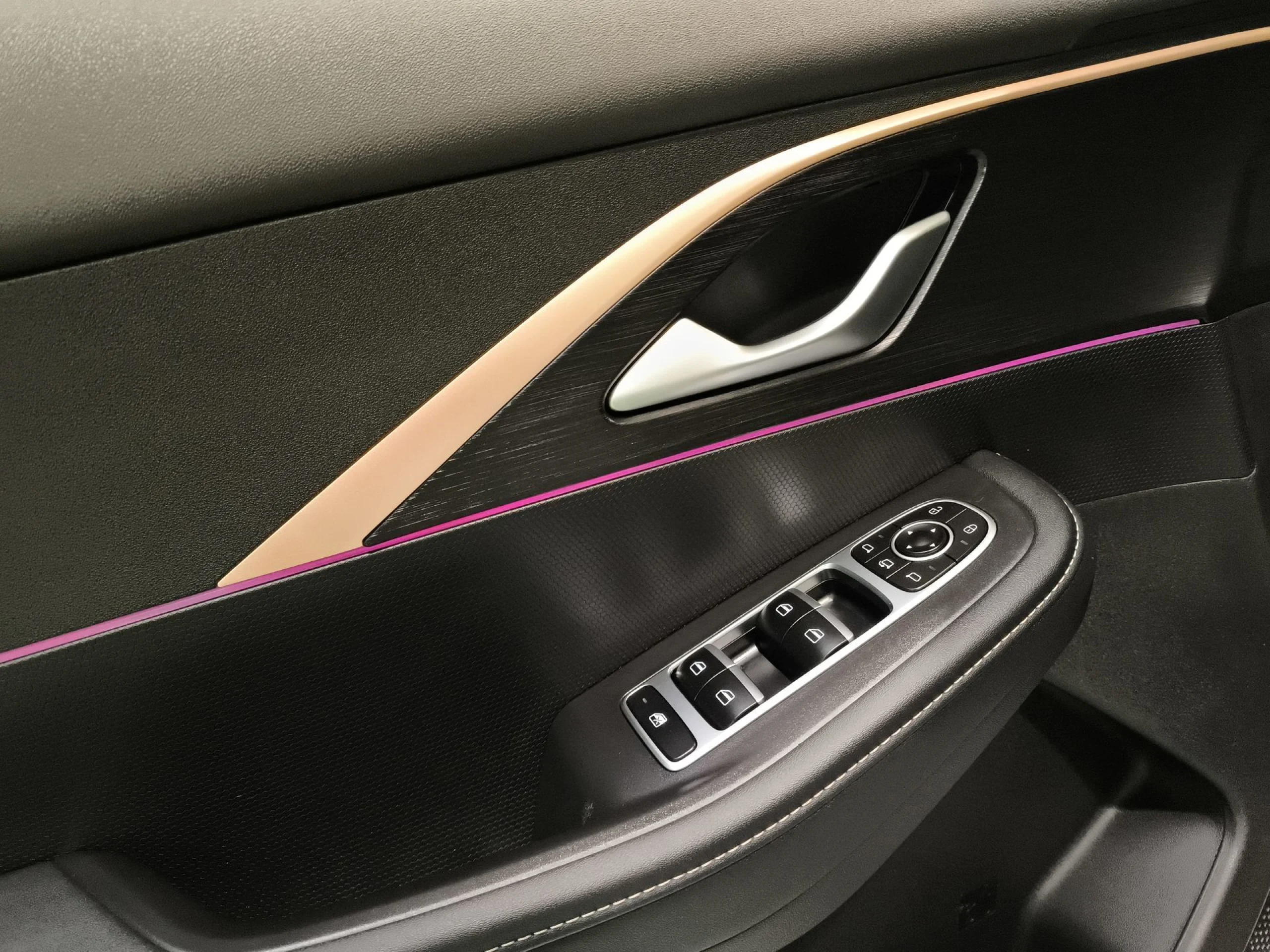 Omoda 5 1.6 T-GDI Premium DCT 136 kW (185 CV) - Foto 10