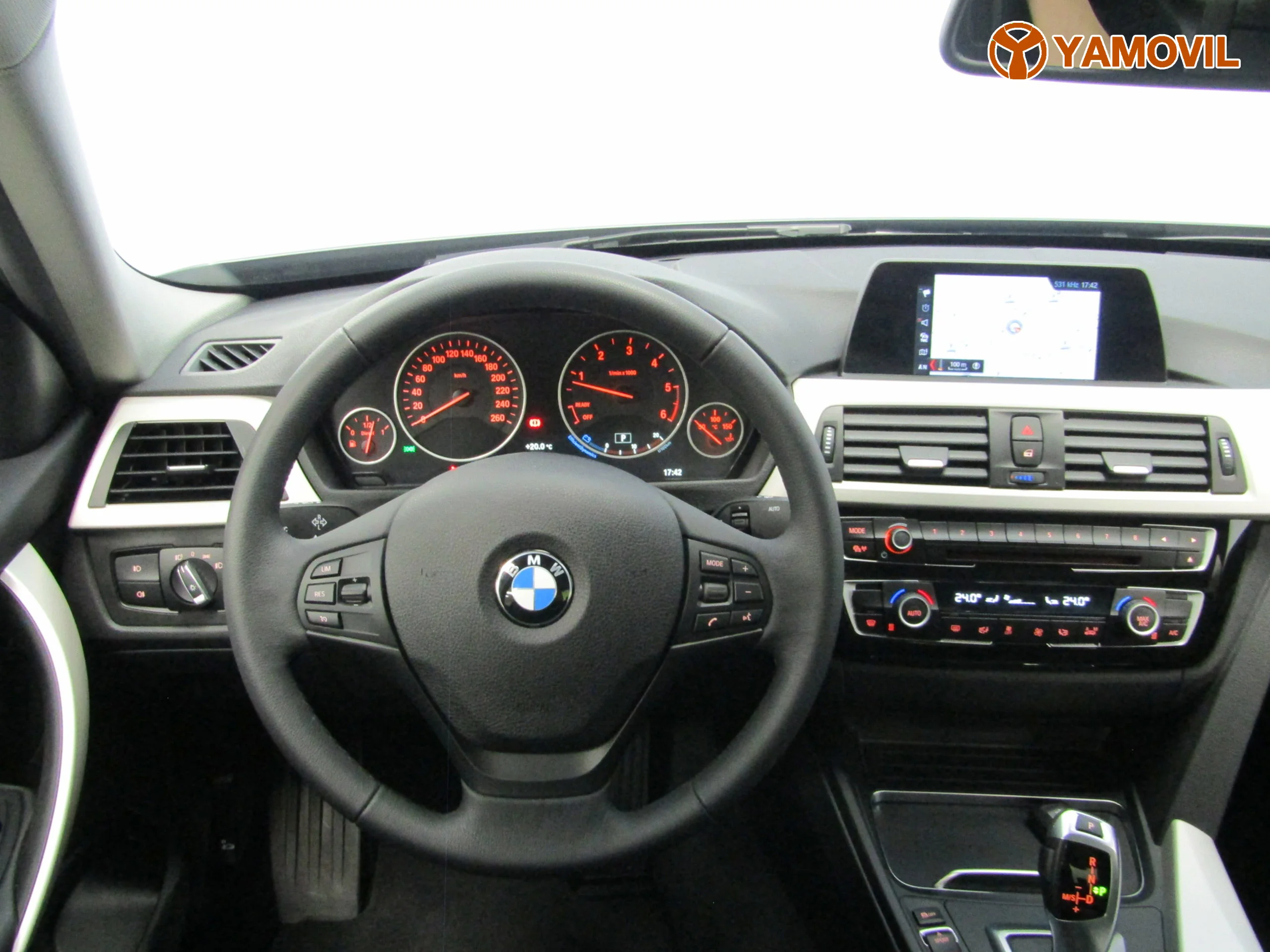 BMW 318 D Aut - Foto 18
