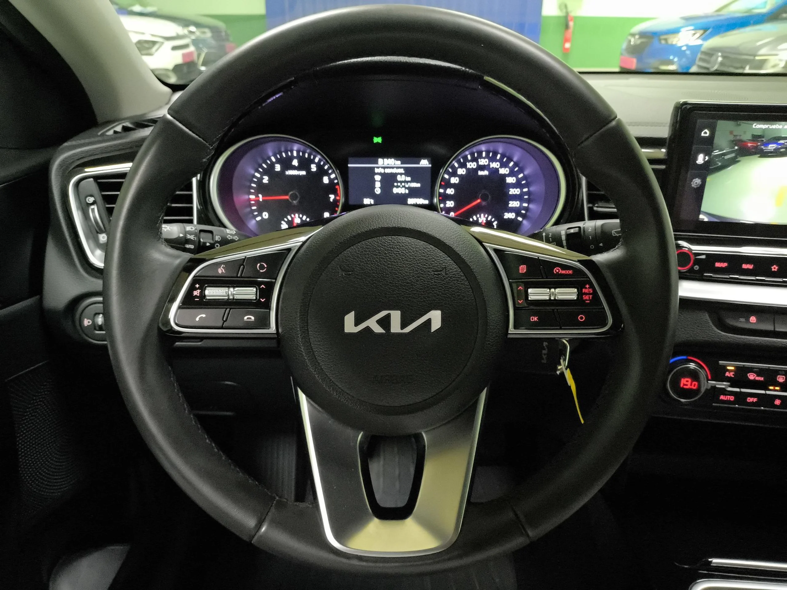 Kia Xceed 1.0 T-GDi Tech 88 kW (120 CV) - Foto 13