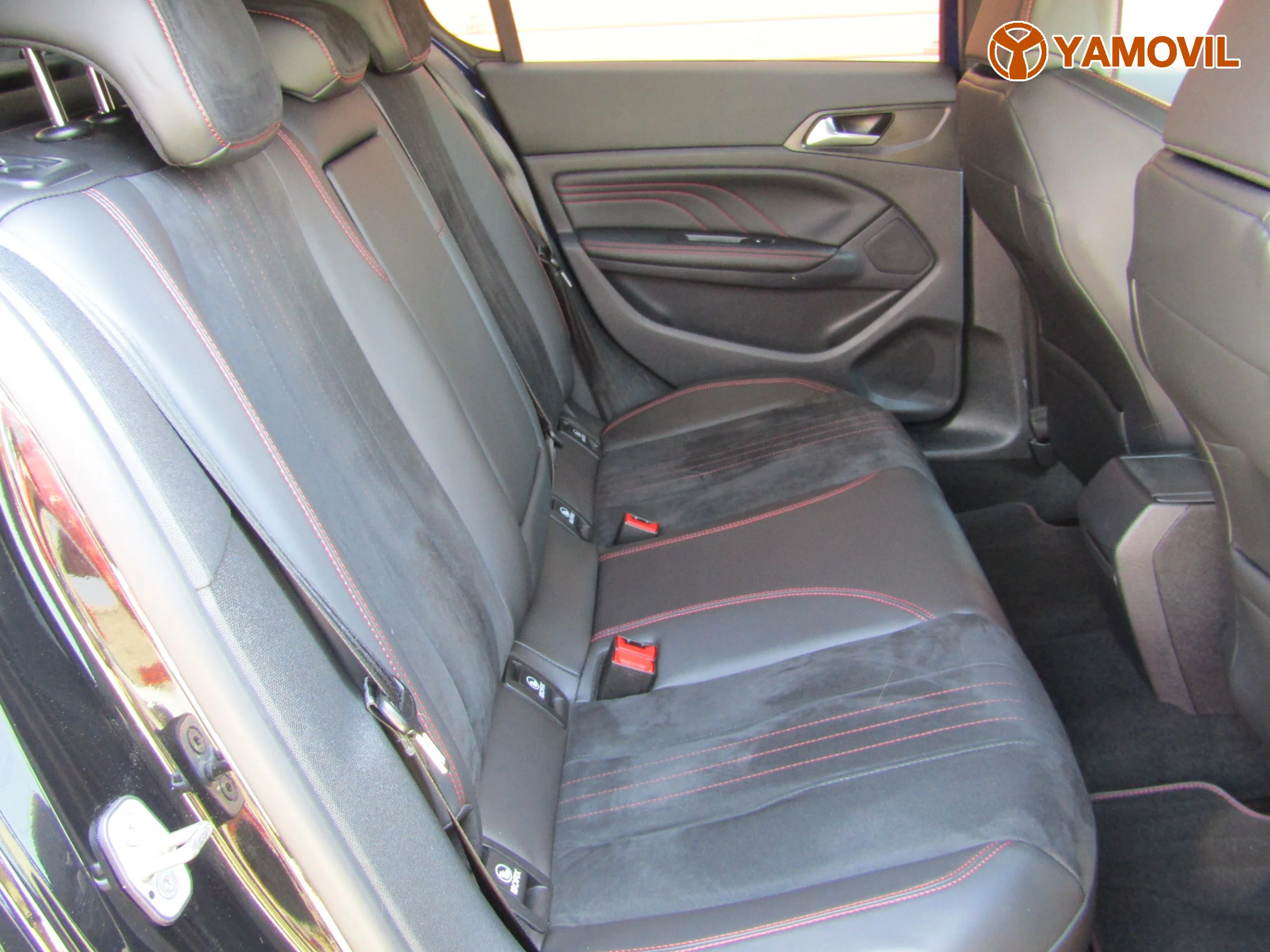 Peugeot 308 GTI  - Foto 19