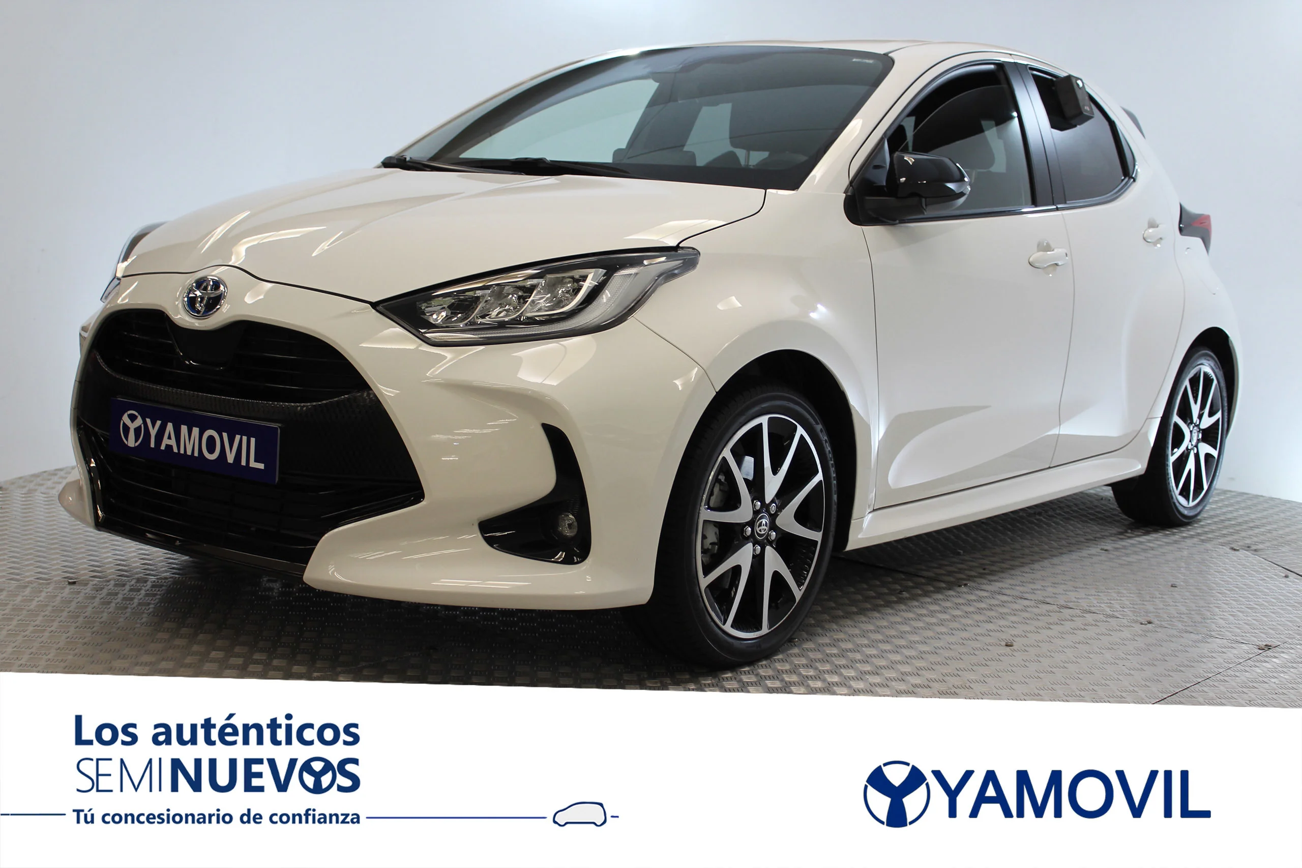 Toyota Yaris 120H Style 85 kW (116 CV) - Foto 1