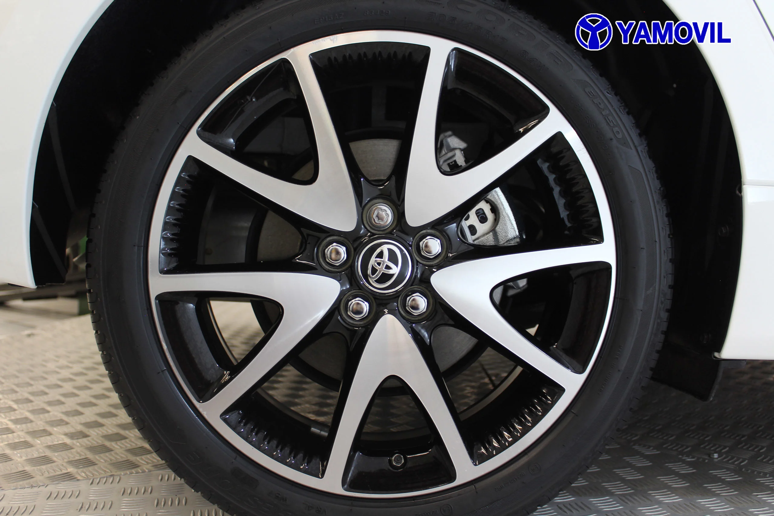 Toyota Yaris 120H Style 85 kW (116 CV) - Foto 10