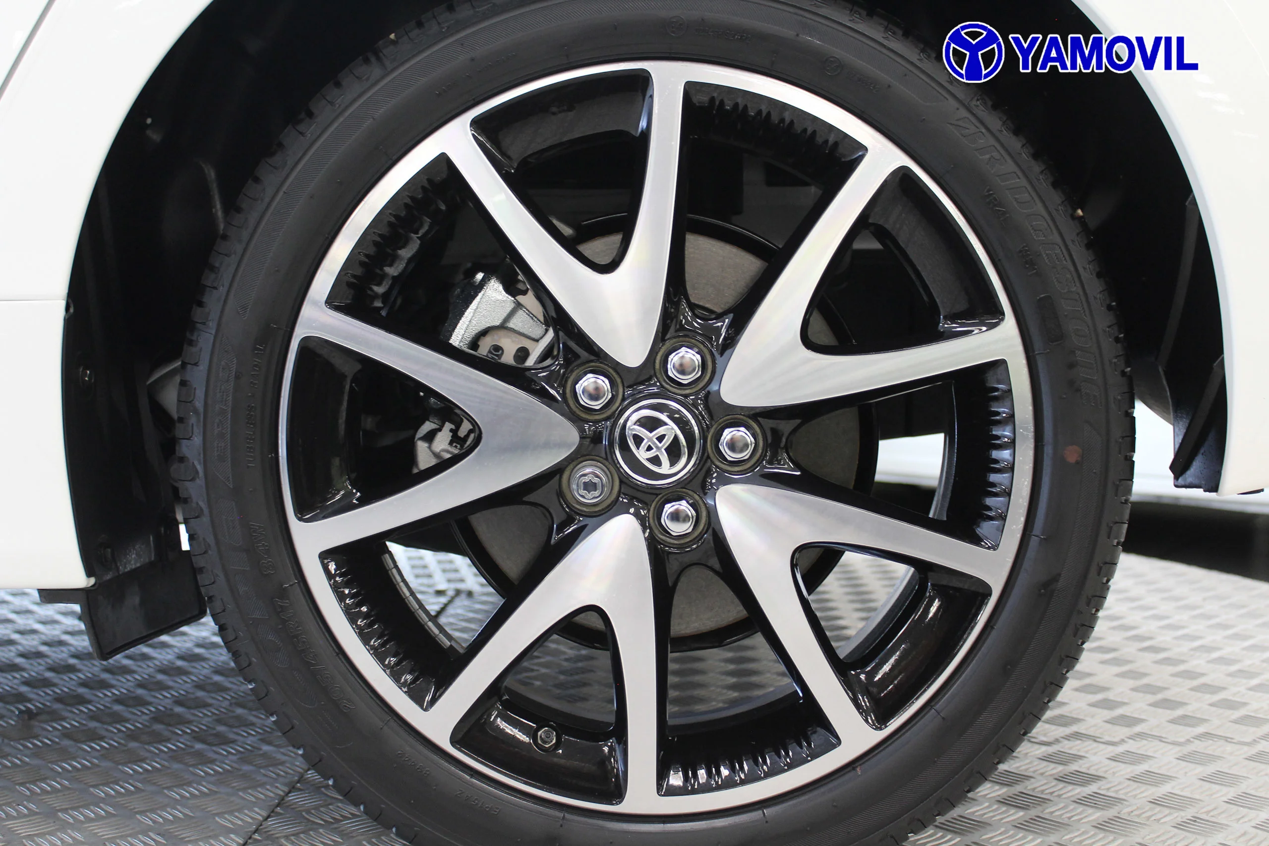Toyota Yaris 120H Style 85 kW (116 CV) - Foto 11