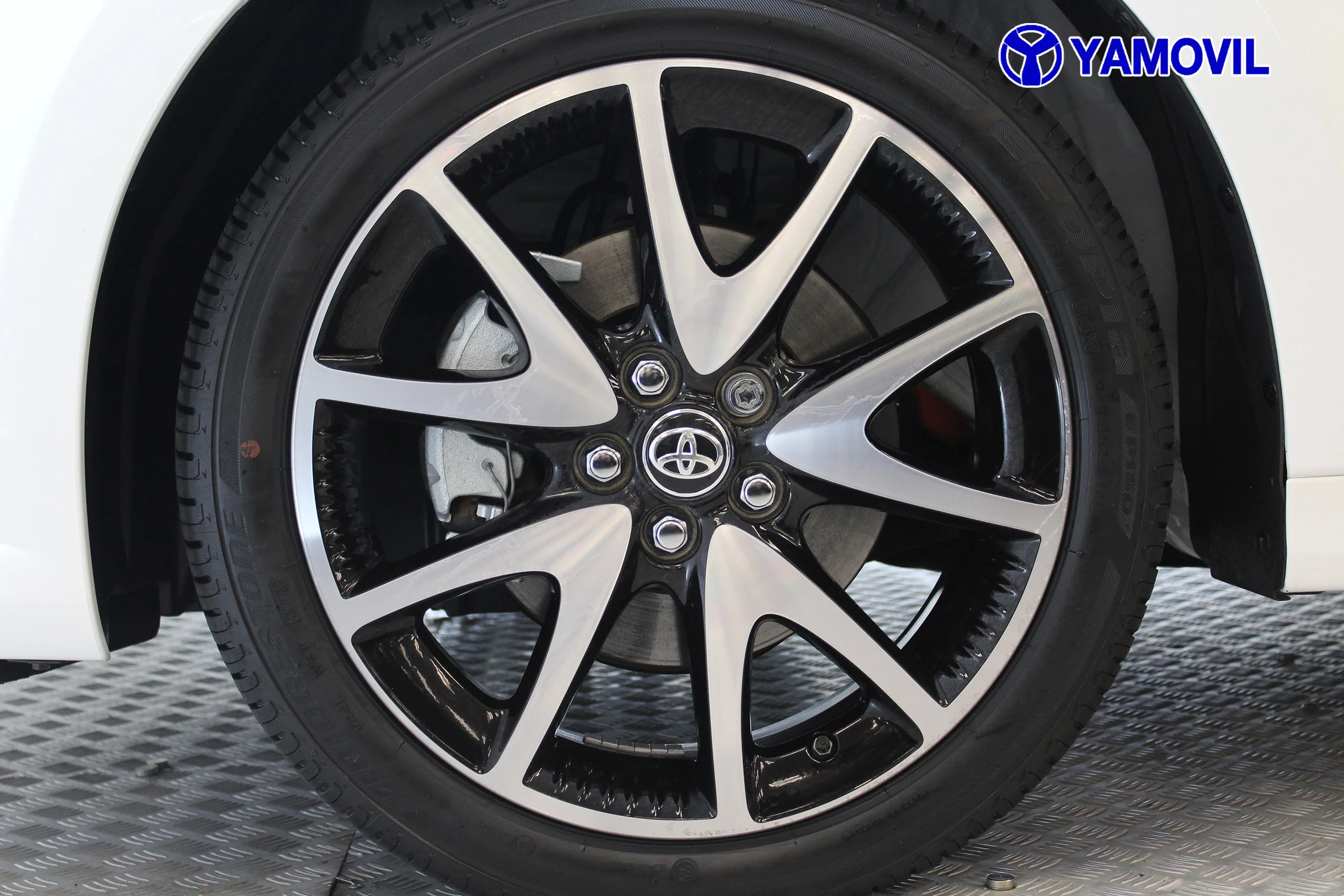 Toyota Yaris 120H Style 85 kW (116 CV) - Foto 12