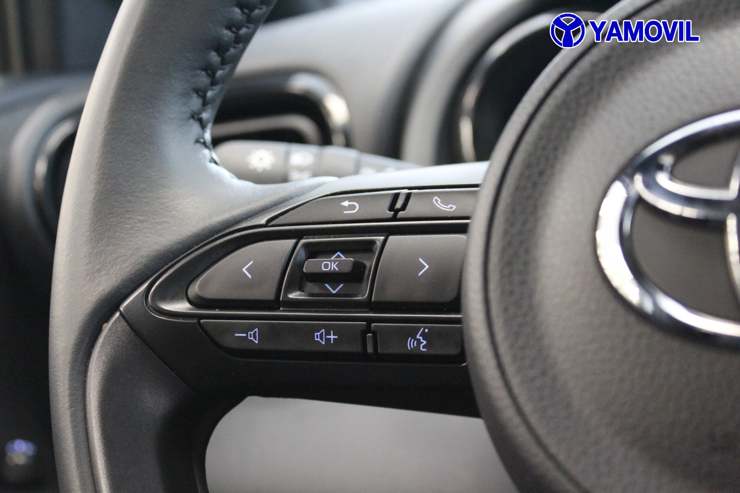 Toyota Yaris 120H Style 85 kW (116 CV) - Foto 19