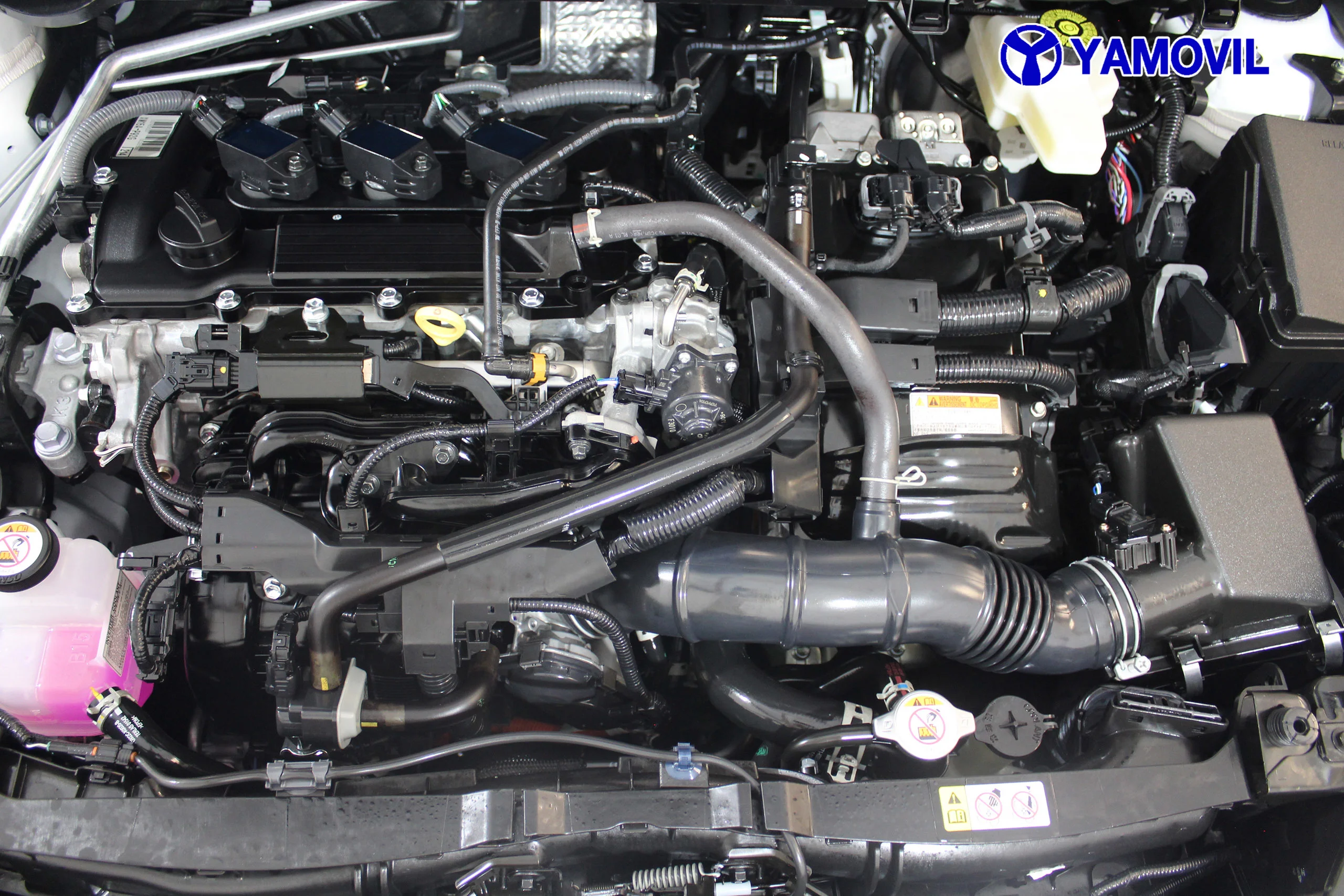 Toyota Yaris 120H Style 85 kW (116 CV) - Foto 8