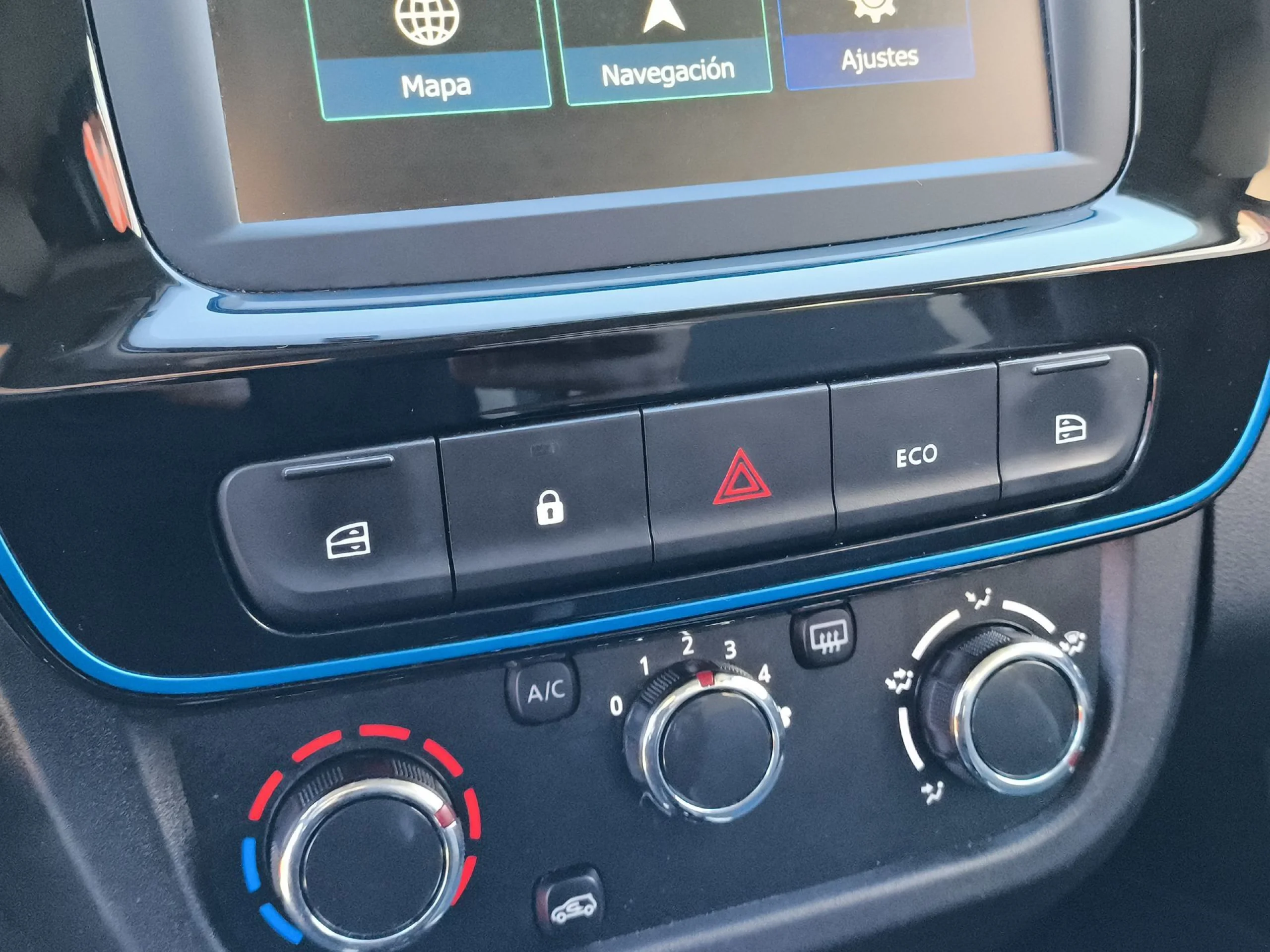 Dacia Spring Comfort Plus Electric 33 kW (45 CV) - Foto 10