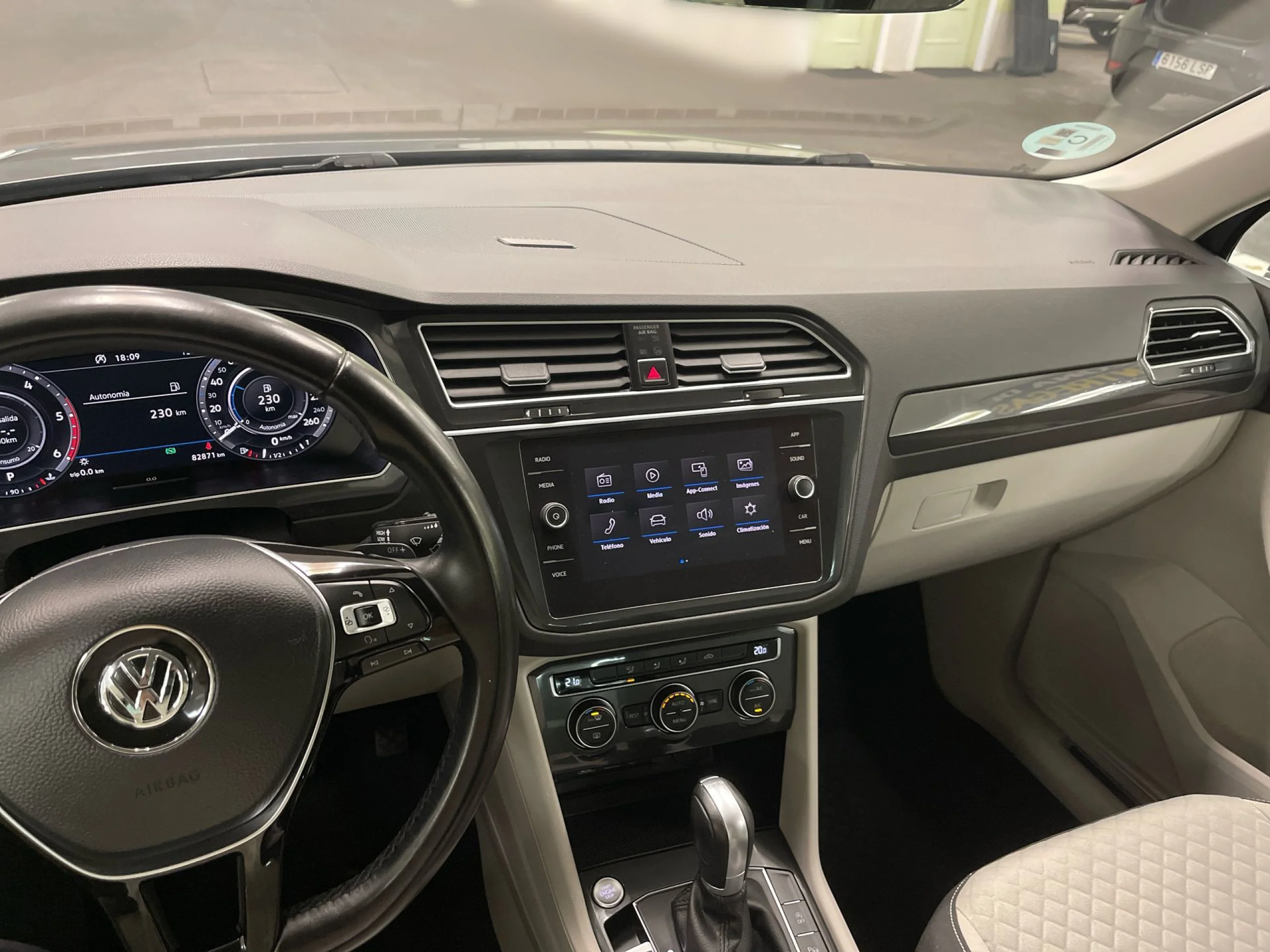 Volkswagen Tiguan Advance 2.0 TDI 110 kW (150 CV) DSG - Foto 16