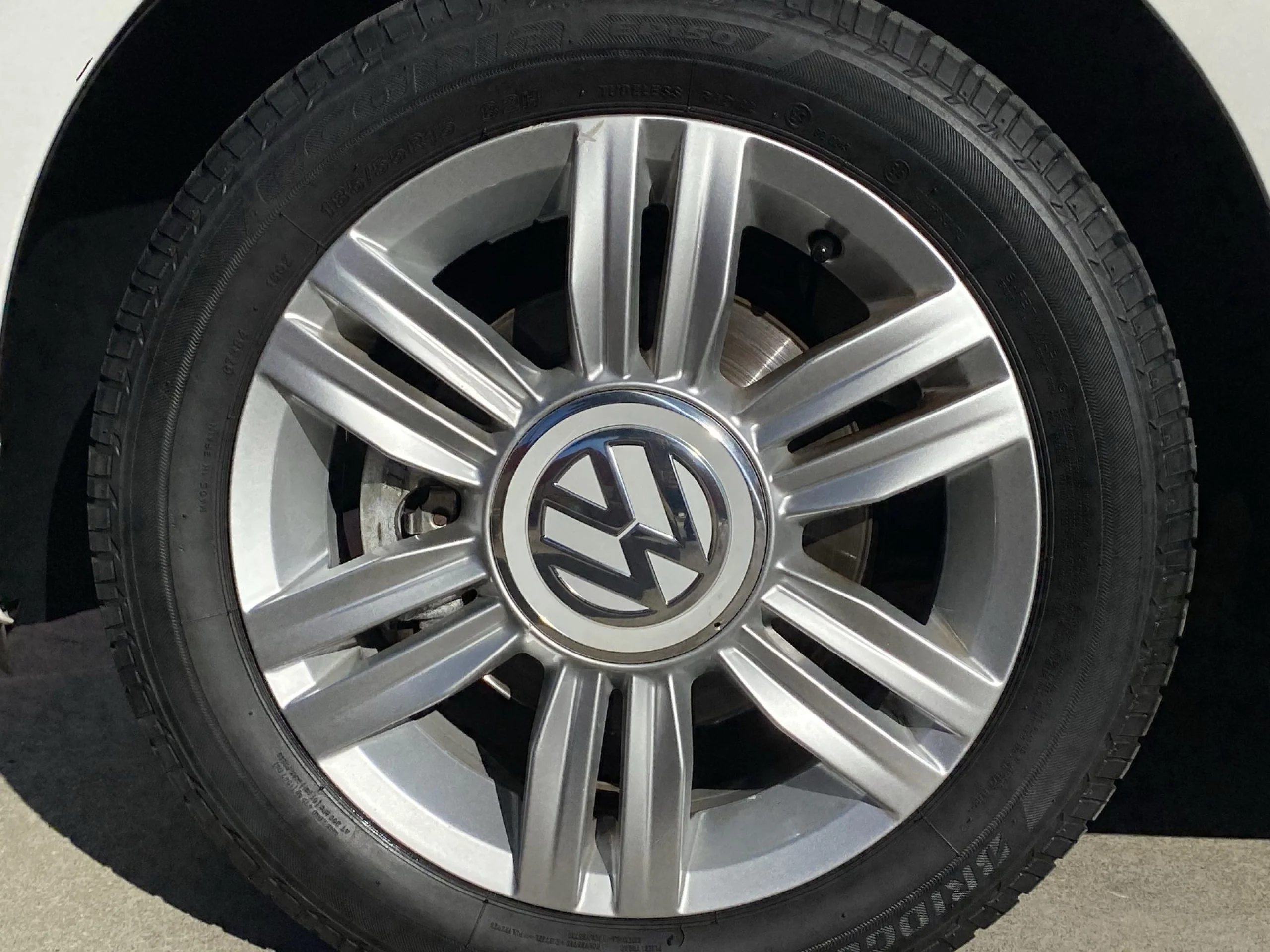 Volkswagen Up High up! 1.0 44 kW (60 CV) - Foto 7