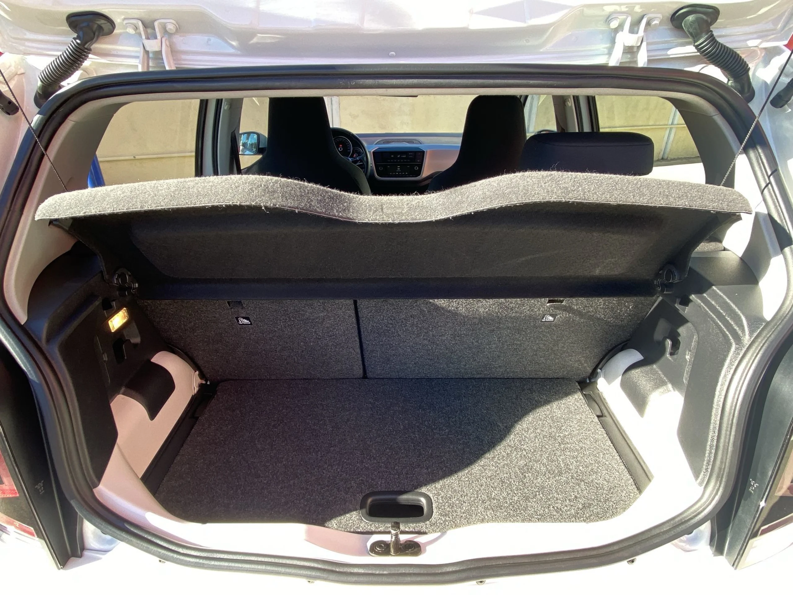 Volkswagen Up High up! 1.0 44 kW (60 CV) - Foto 19