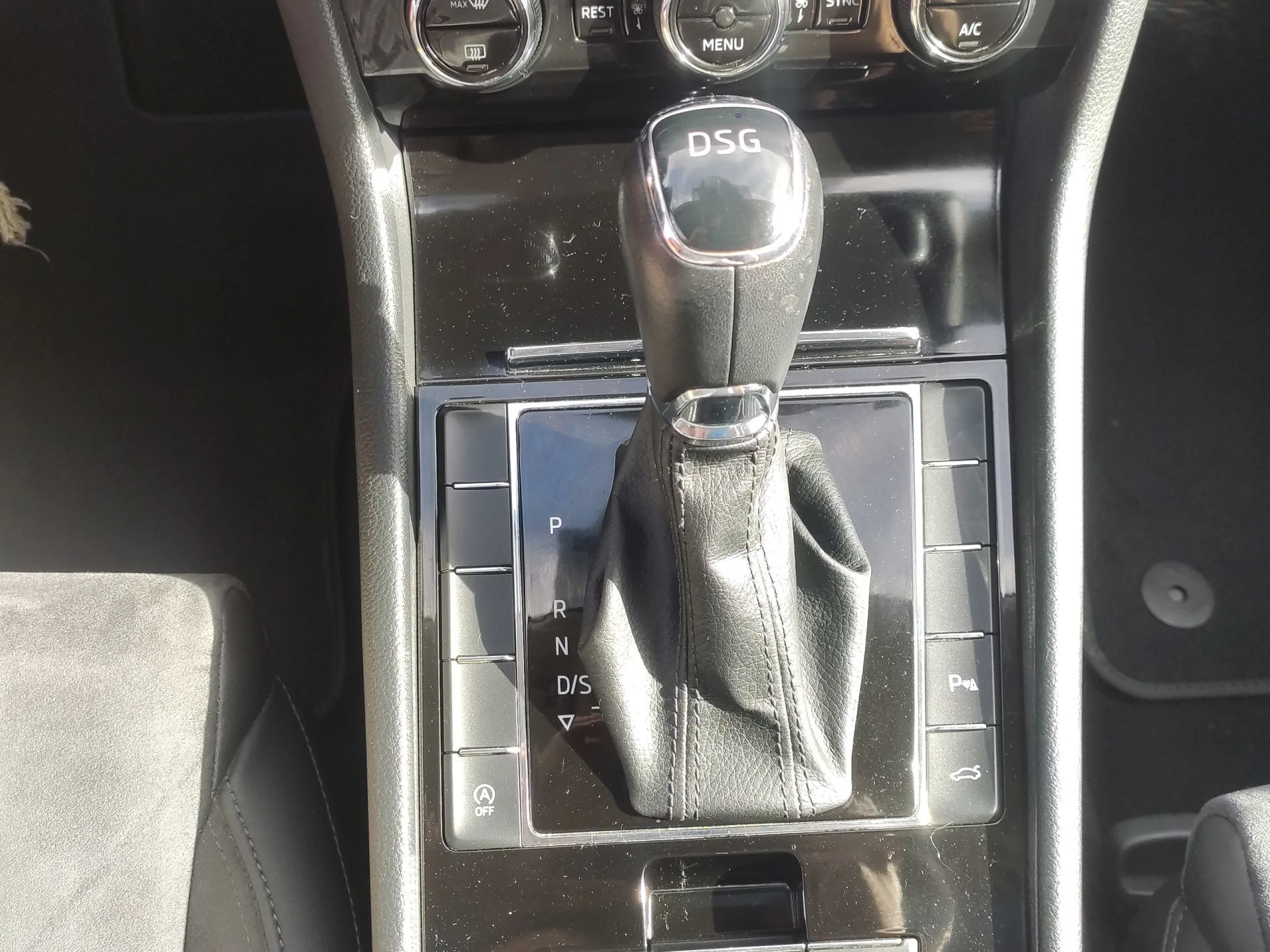 Skoda Superb 1.4 TSI Style DSG 110 kW (150 CV) - Foto 17