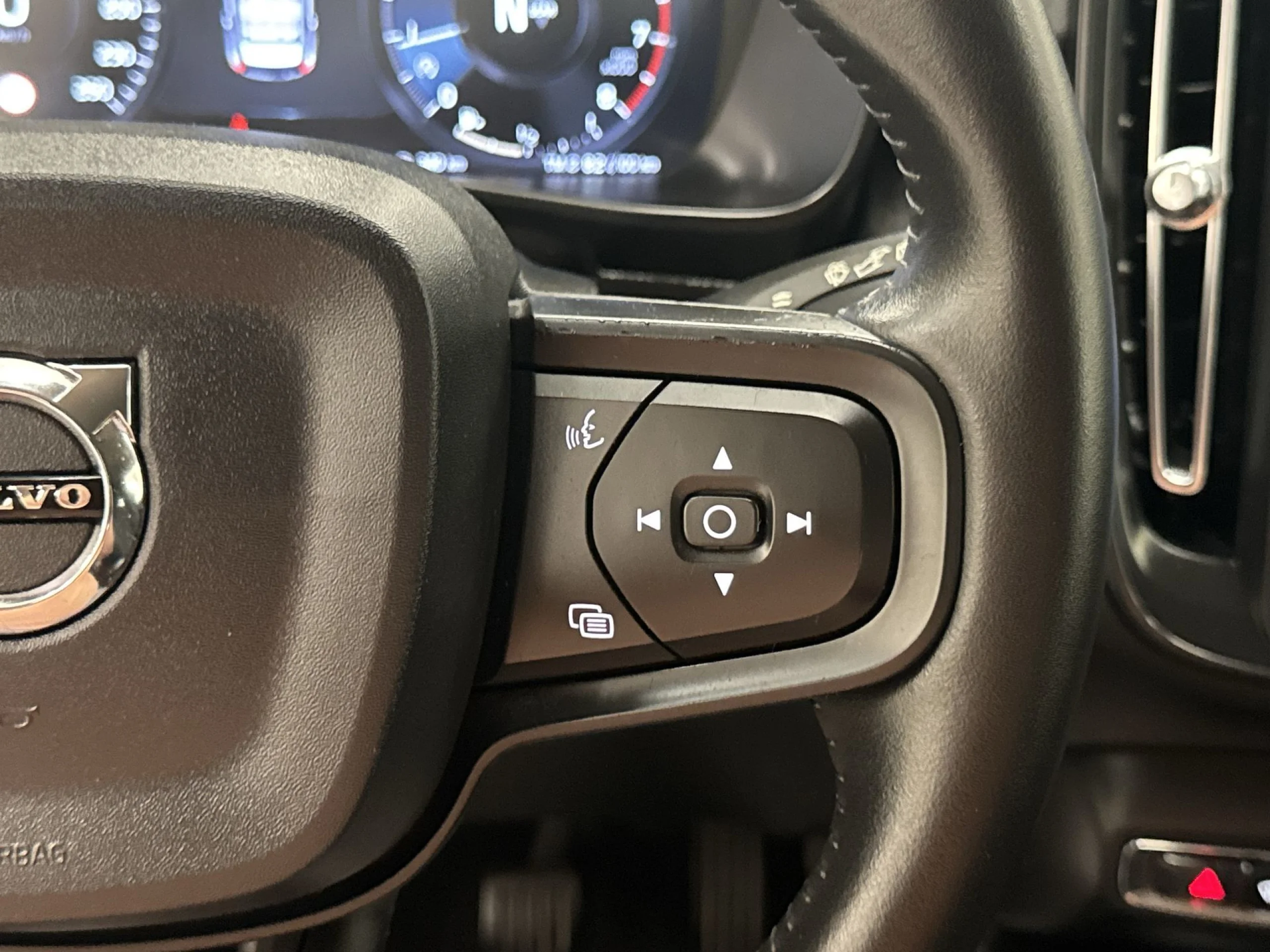 Volvo XC40 T3 115 kW (156 CV) - Foto 17