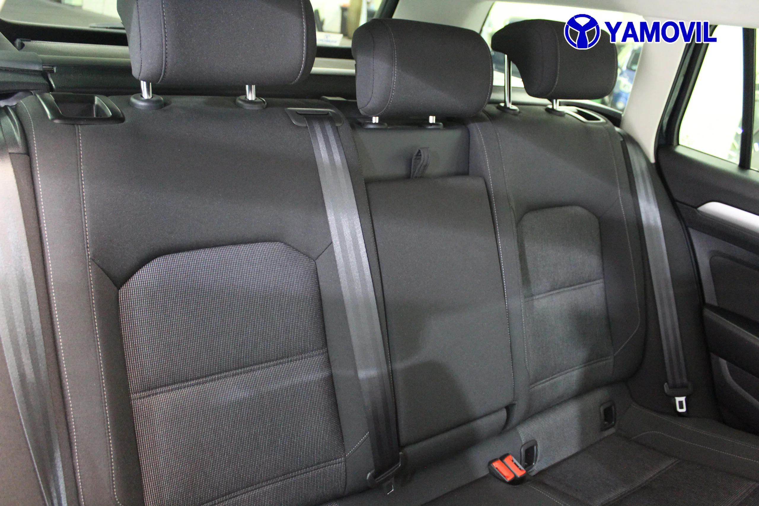 Volkswagen Passat variant Advance 1.6 TDI BMT 88 kW (120 CV) - Foto 19