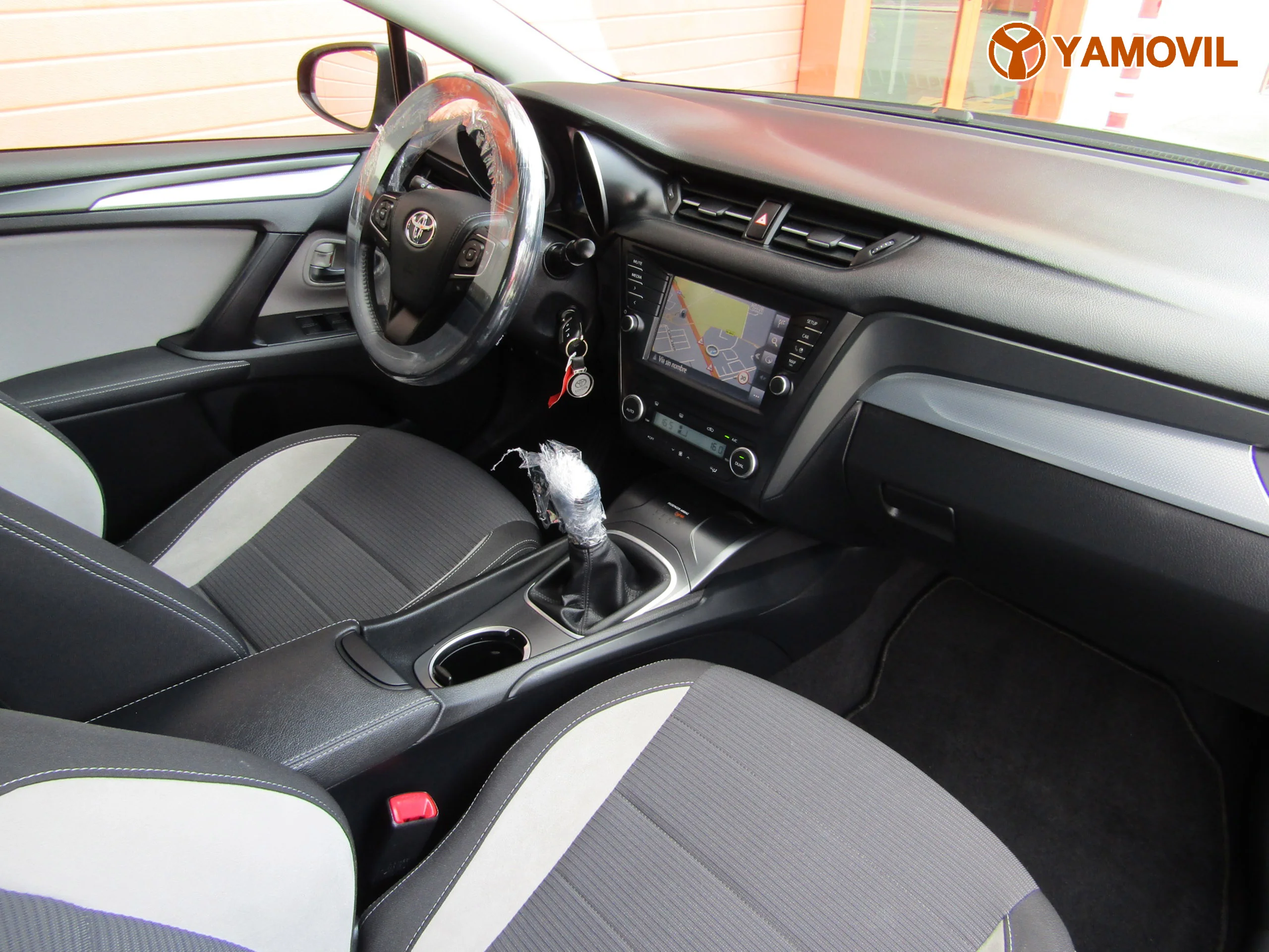 Toyota Avensis 150D ADVANCE - Foto 14
