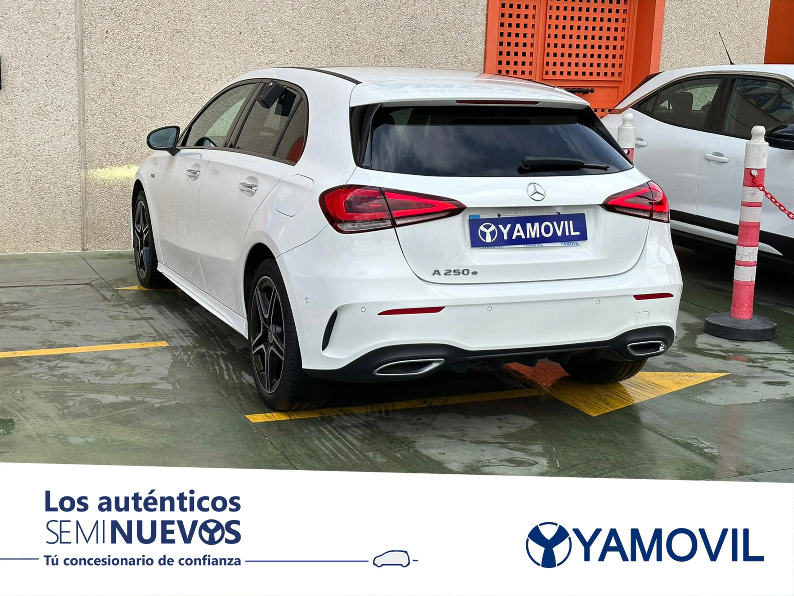Mercedes-Benz A 250 A 250 E AMG HIBRIDO ENCHUFABLE PACK TECHO 5P - Foto 6