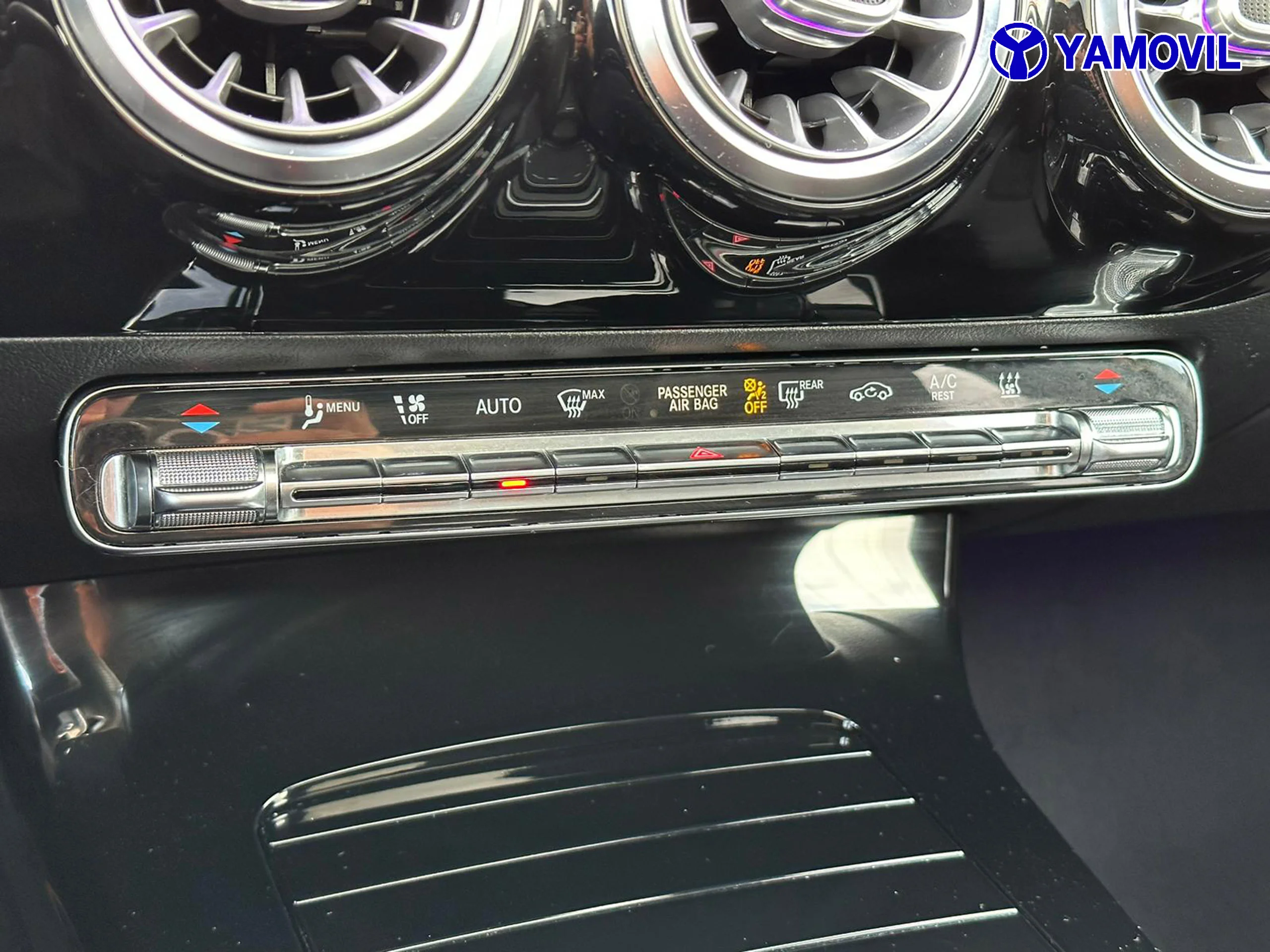 Mercedes-Benz A 250 A 250 E AMG HIBRIDO ENCHUFABLE PACK TECHO 5P - Foto 27