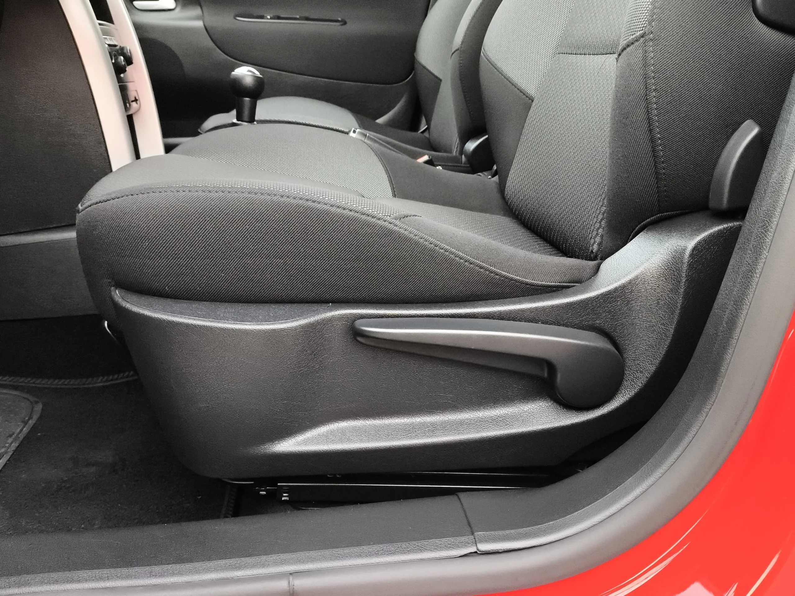 Peugeot 207+ 1.4 HDI FAP 50 kW (68 CV) - Foto 9