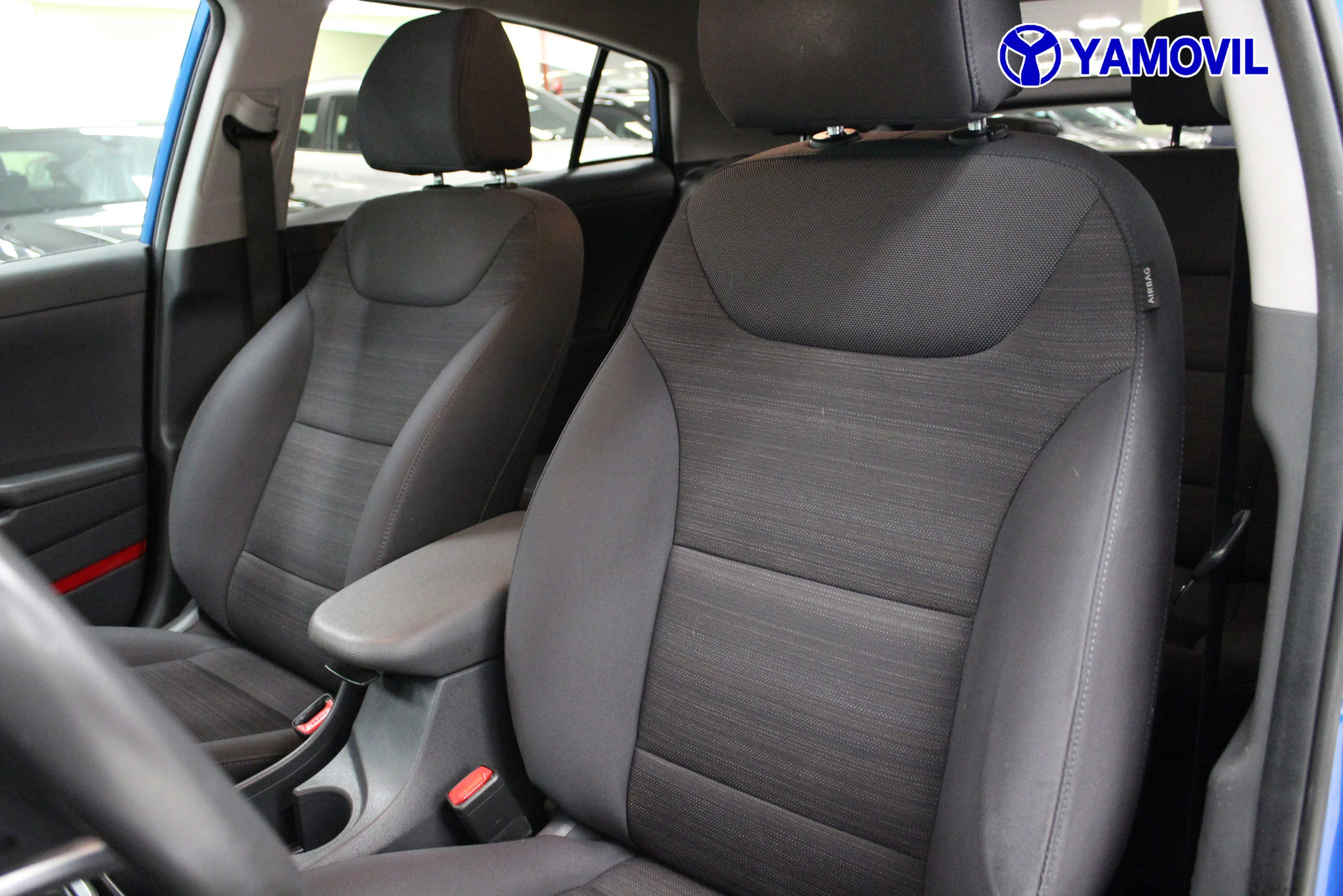 Hyundai IONIQ 1.6 GDI HEV Tecno DCT 104 kW (141 CV) - Foto 13