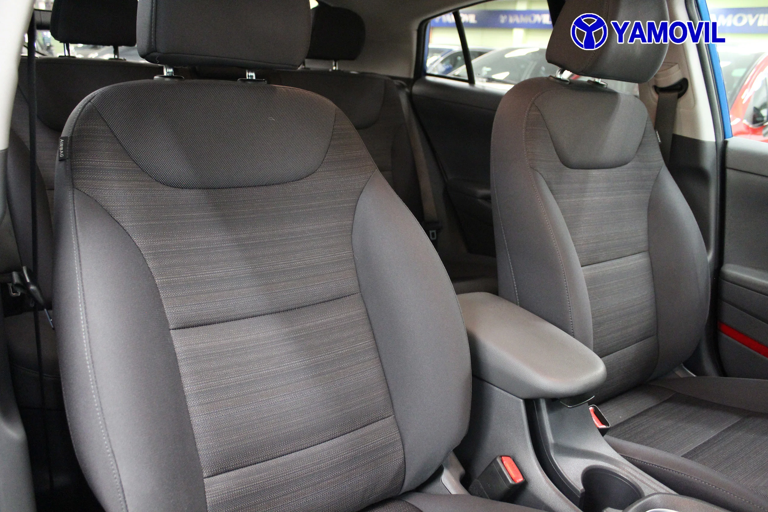 Hyundai IONIQ 1.6 GDI HEV Tecno DCT 104 kW (141 CV) - Foto 17