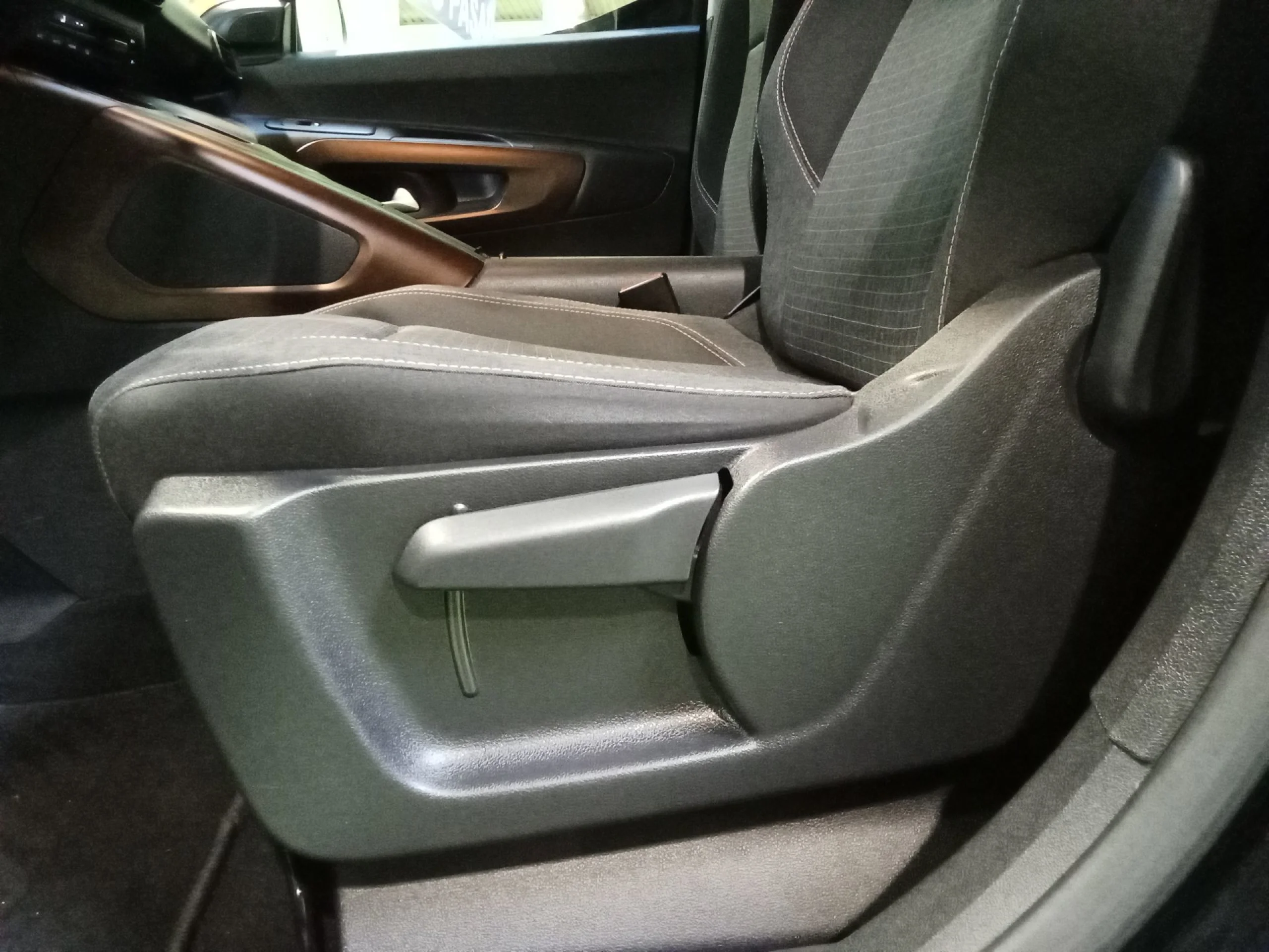 Peugeot E-Rifter GT Standard 100 kW (136 CV) - Foto 9