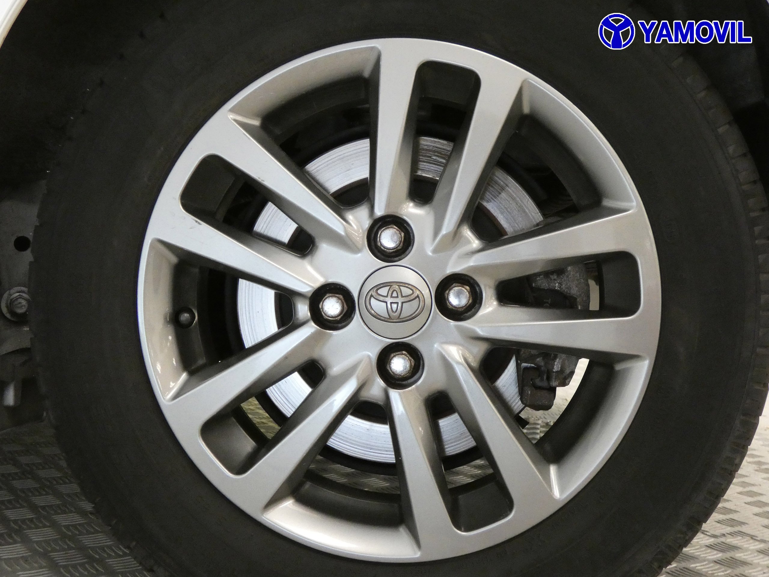 Toyota Yaris 1.3I ACTIVE MULTIDRIVE 5P - Foto 11