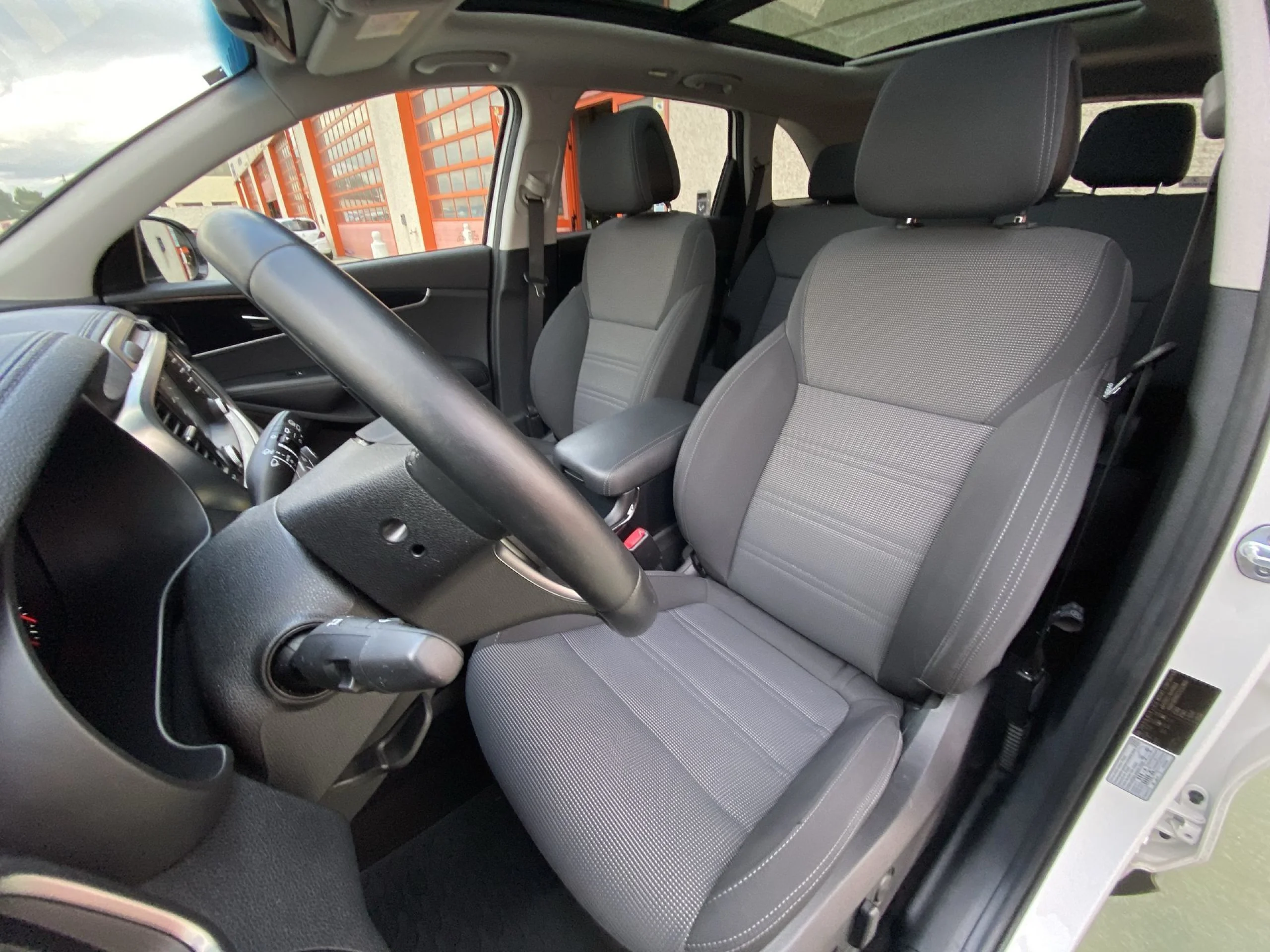 Kia Sorento 2.2 CRDi Drive 4x2 Auto 147 kW (200 CV) - Foto 8