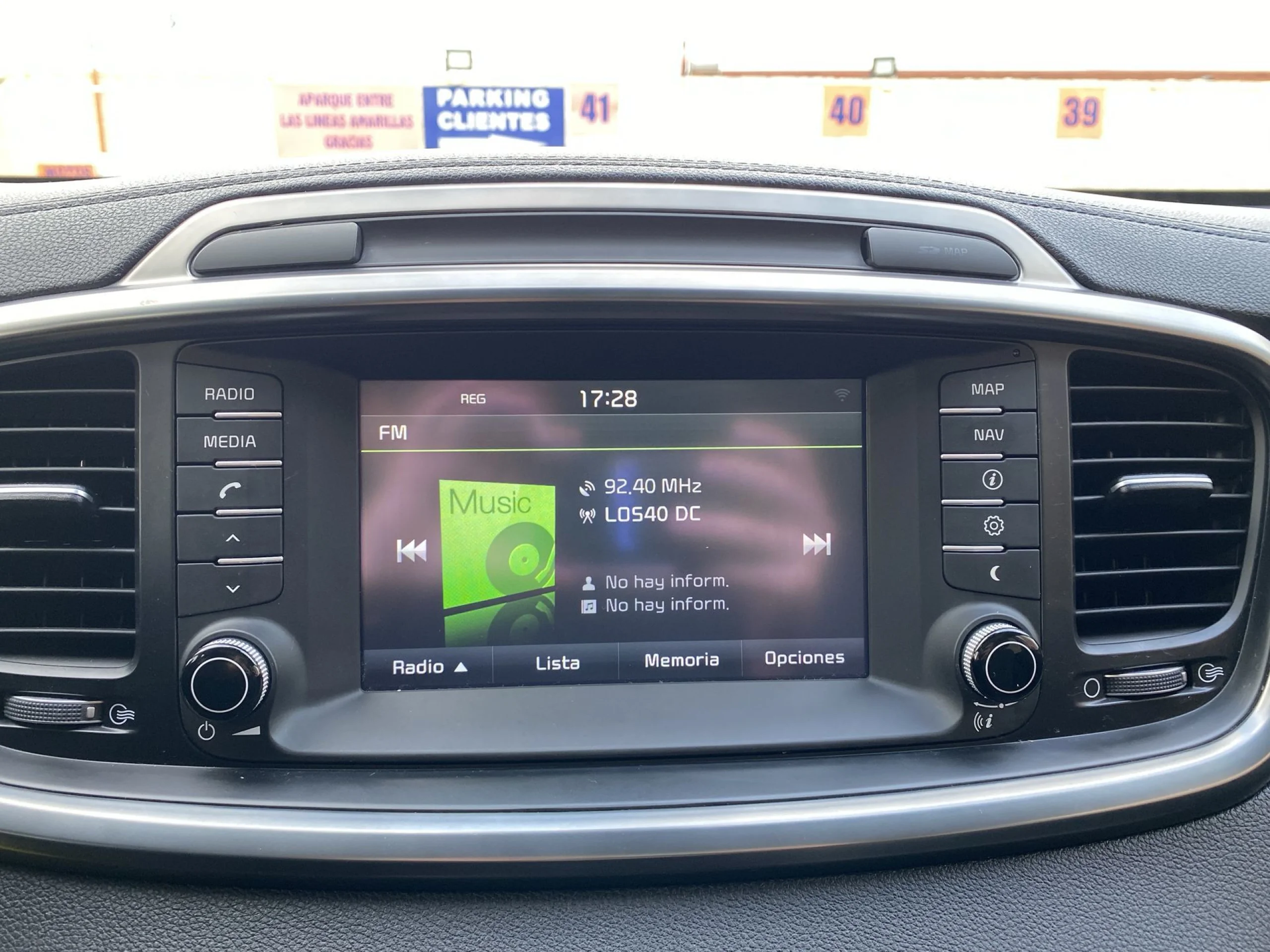 Kia Sorento 2.2 CRDi Drive 4x2 Auto 147 kW (200 CV) - Foto 13