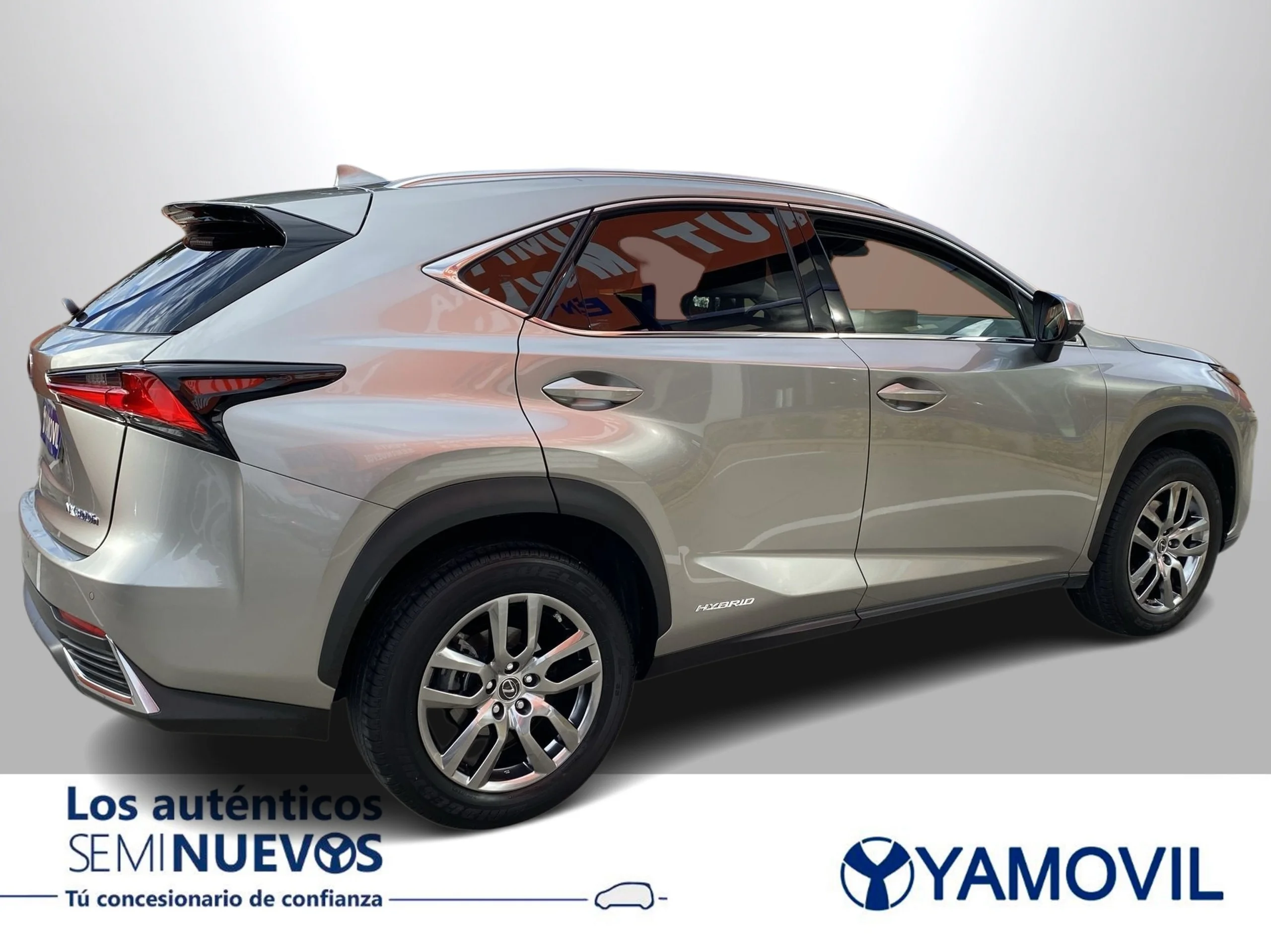Lexus NX 300h Executive Navigation 4WD 145 kW (197 CV) - Foto 6