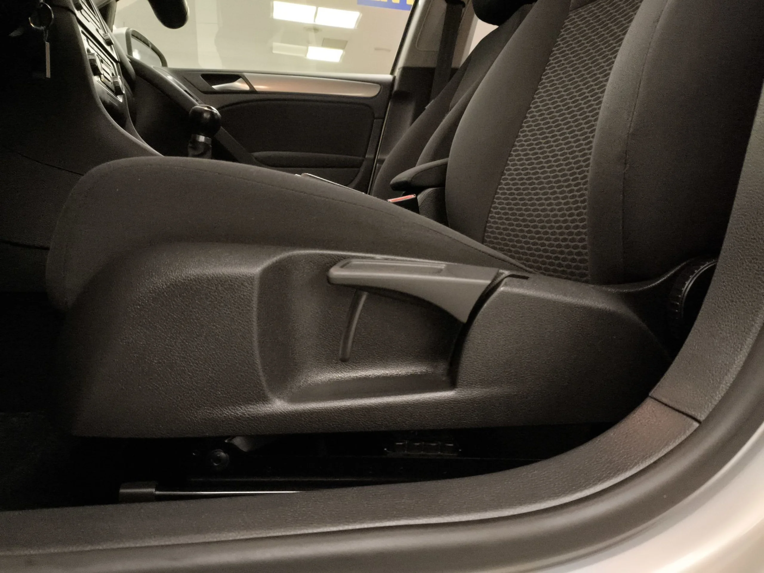 Volkswagen Golf Advance 1.6 TDI DPF 77 kW (105 CV) - Foto 9