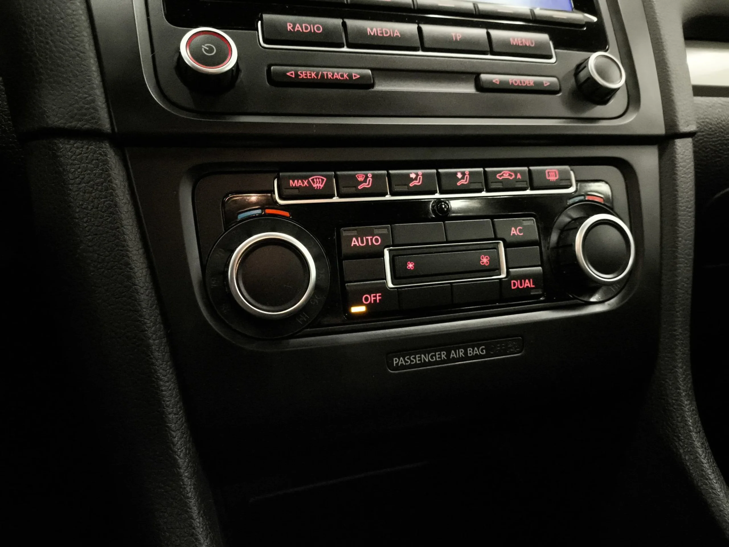 Volkswagen Golf Advance 1.6 TDI DPF 77 kW (105 CV) - Foto 16