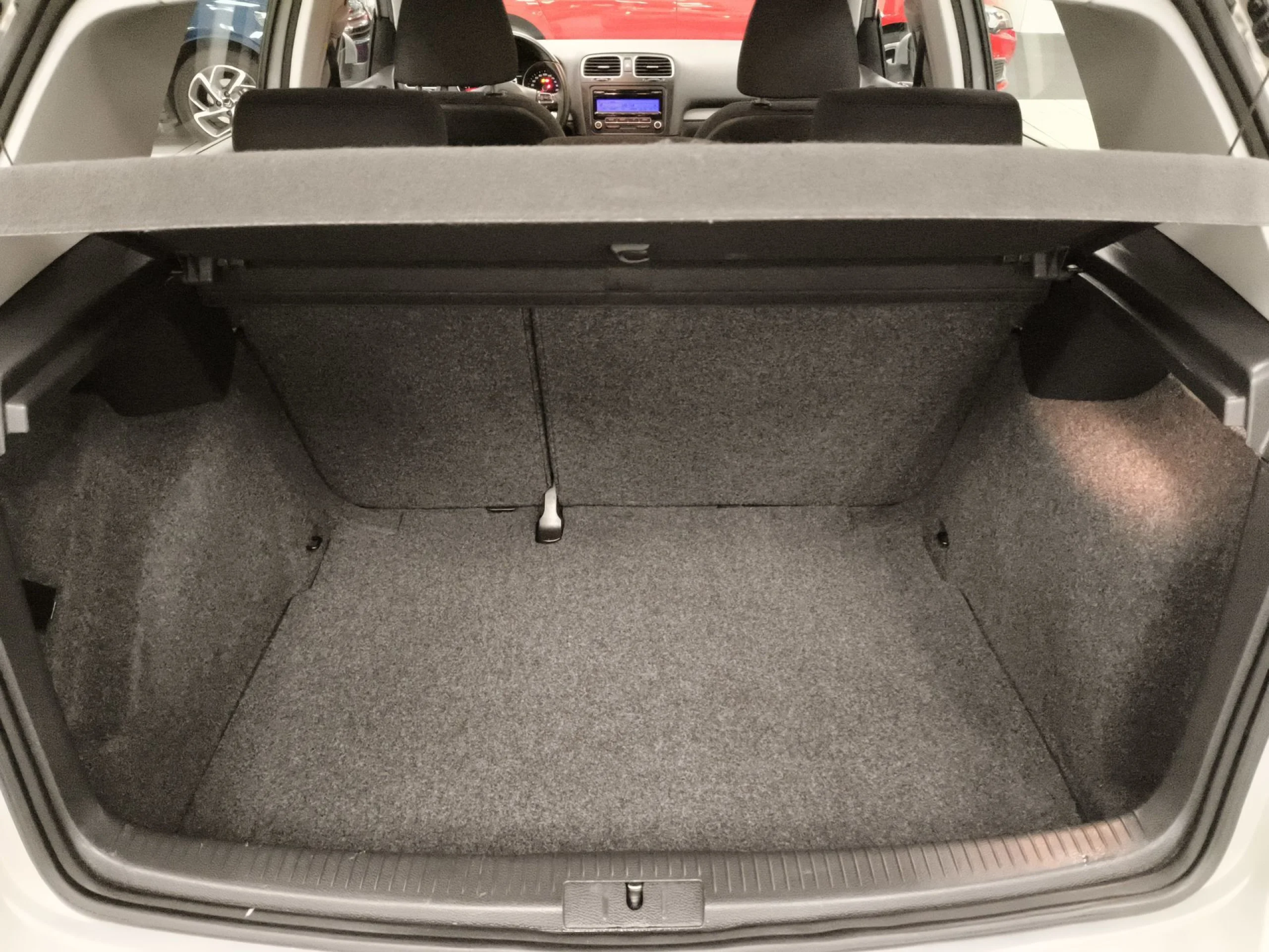 Volkswagen Golf Advance 1.6 TDI DPF 77 kW (105 CV) - Foto 20