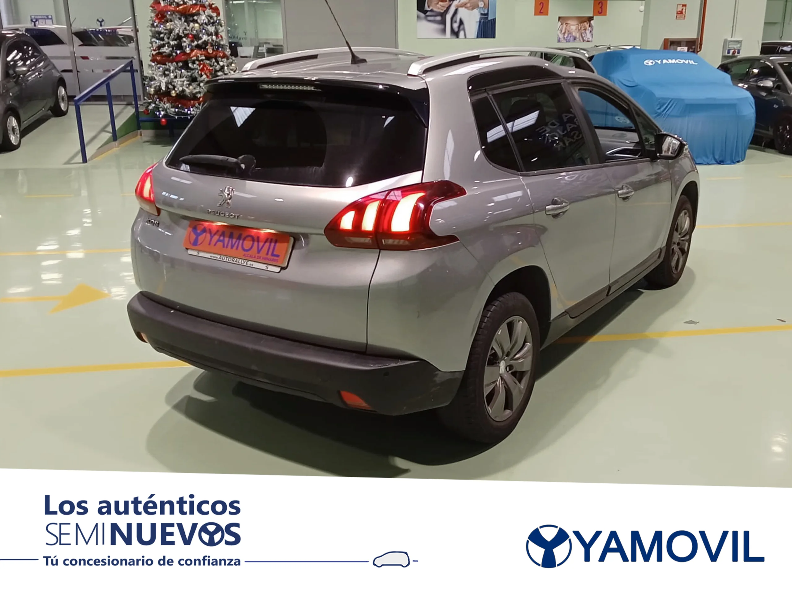 Peugeot 2008 PureTech 82 SANDS Style 60 kW (82 CV) - Foto 2