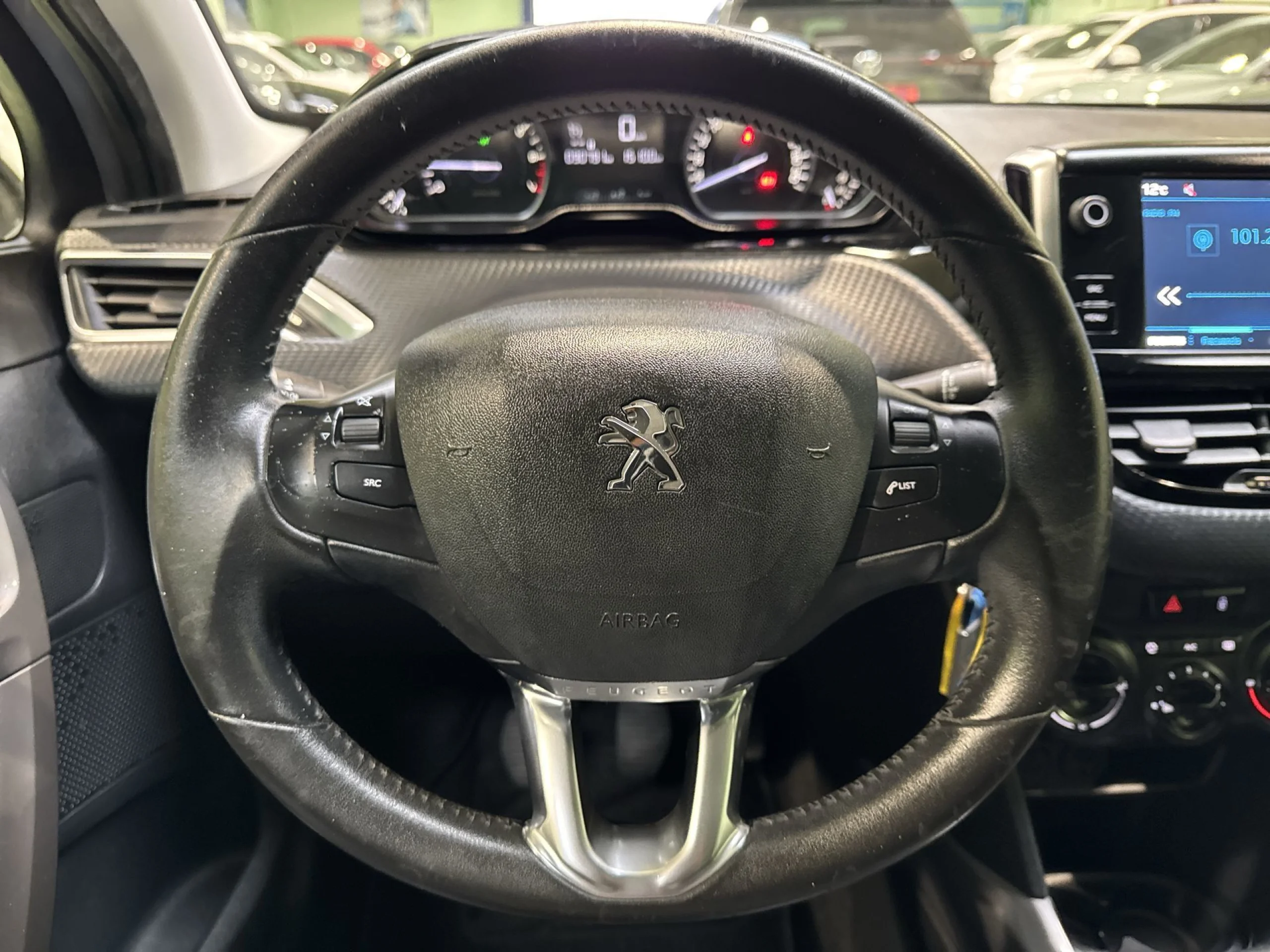 Peugeot 2008 PureTech 82 SANDS Style 60 kW (82 CV) - Foto 12